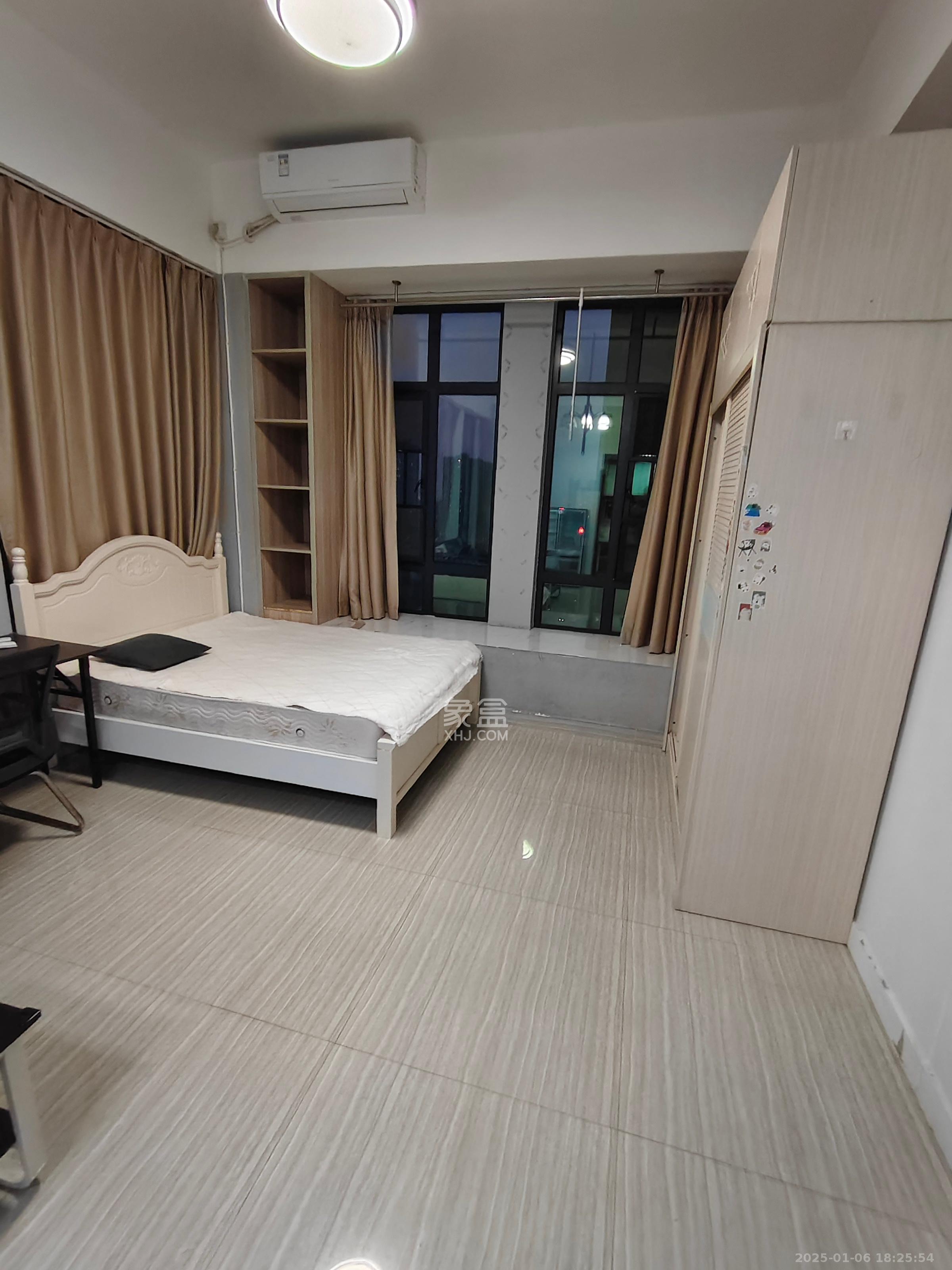 荣悦台 1室1厅1卫 1800.0元/月 荣悦台 1室1厅1卫 1800.0元/月室内图