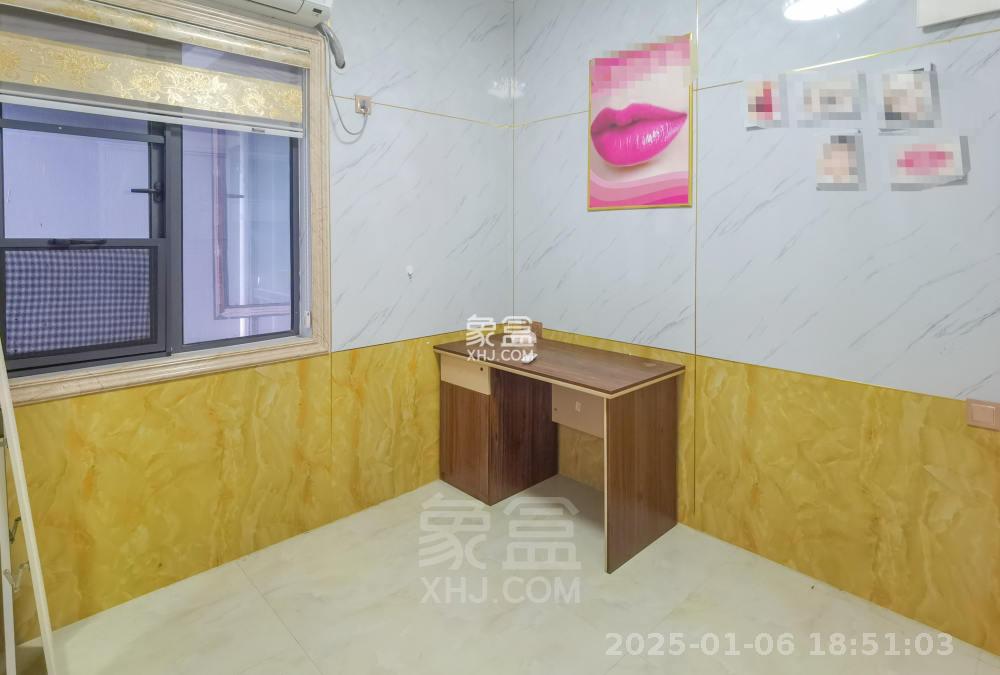 庐山春天 2室2厅1卫 2000.0元/月 庐山春天 2室2厅1卫 2000.0元/月室内图