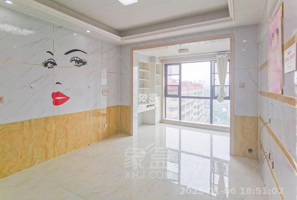 庐山春天 2室2厅1卫 2000.0元/月 庐山春天 2室2厅1卫 2000.0元/月室内图