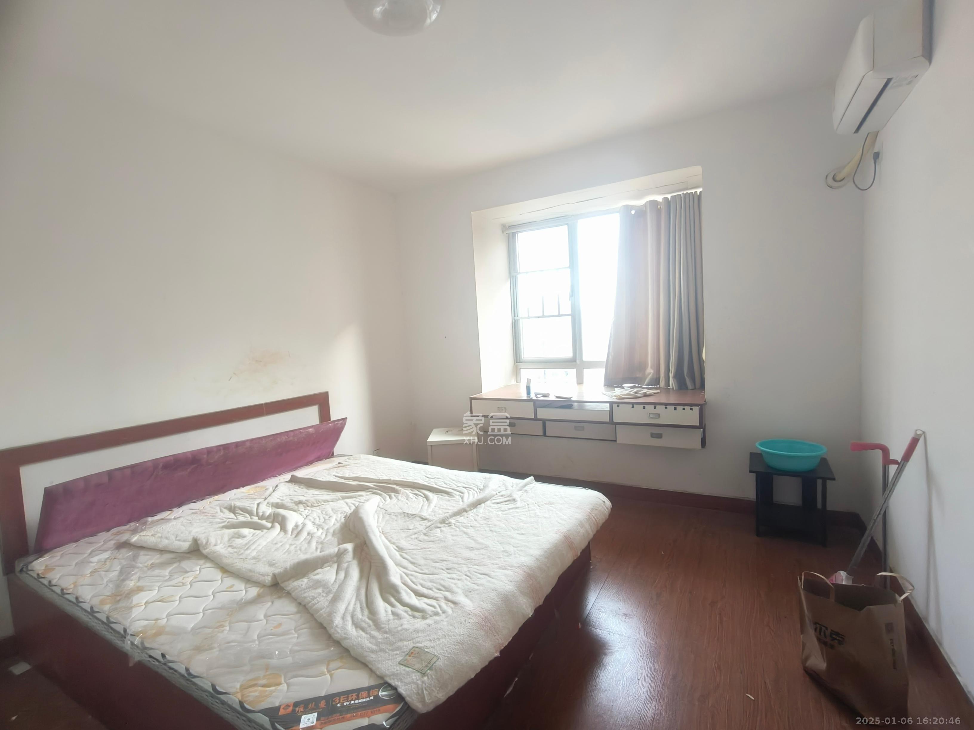 恒广国际景园  3室2厅2卫   2500.00元/月室内图