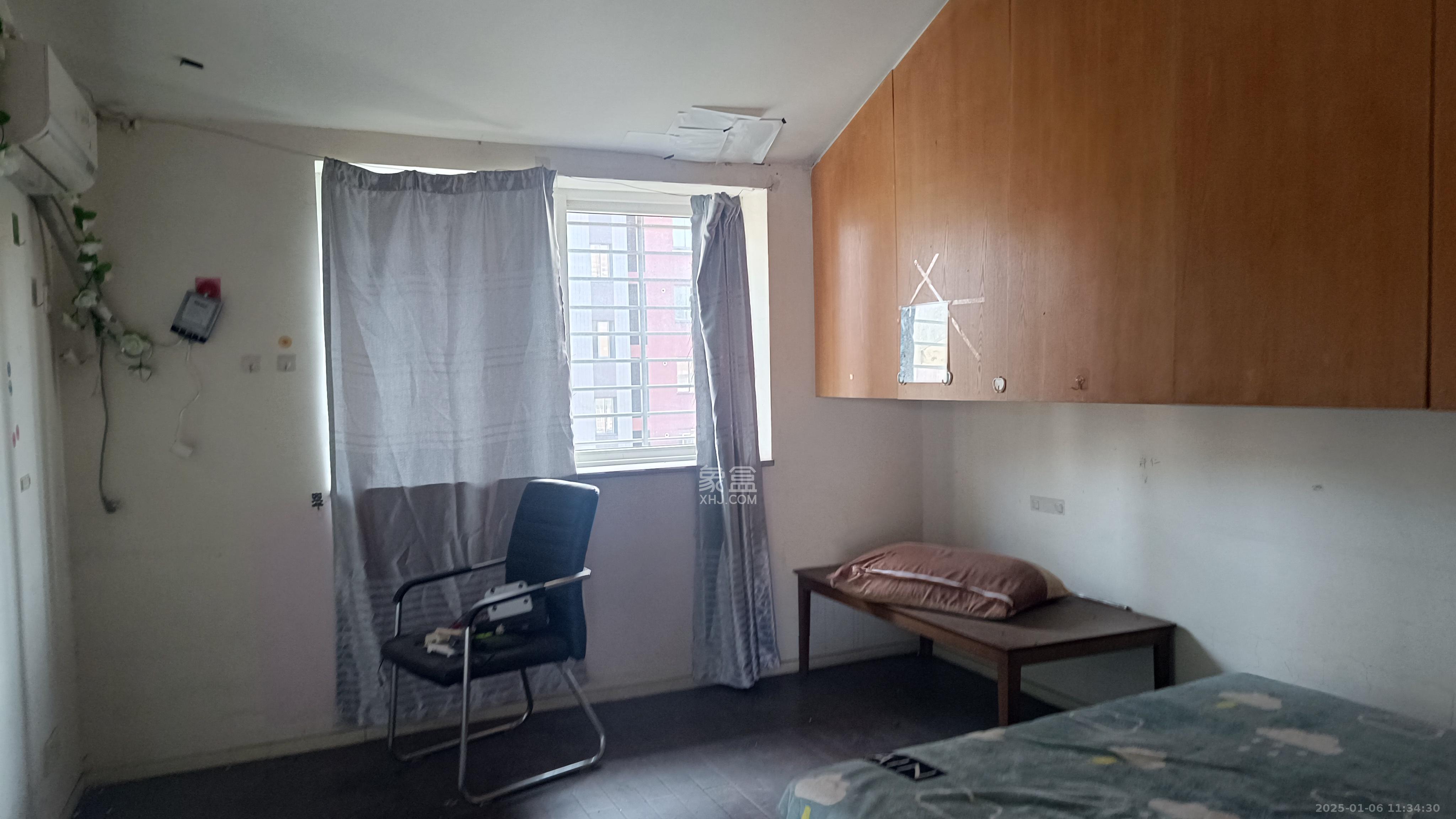 怡景民居 3室2厅1卫 1800.0元/月 怡景民居 3室2厅1卫 1800.0元/月室内图