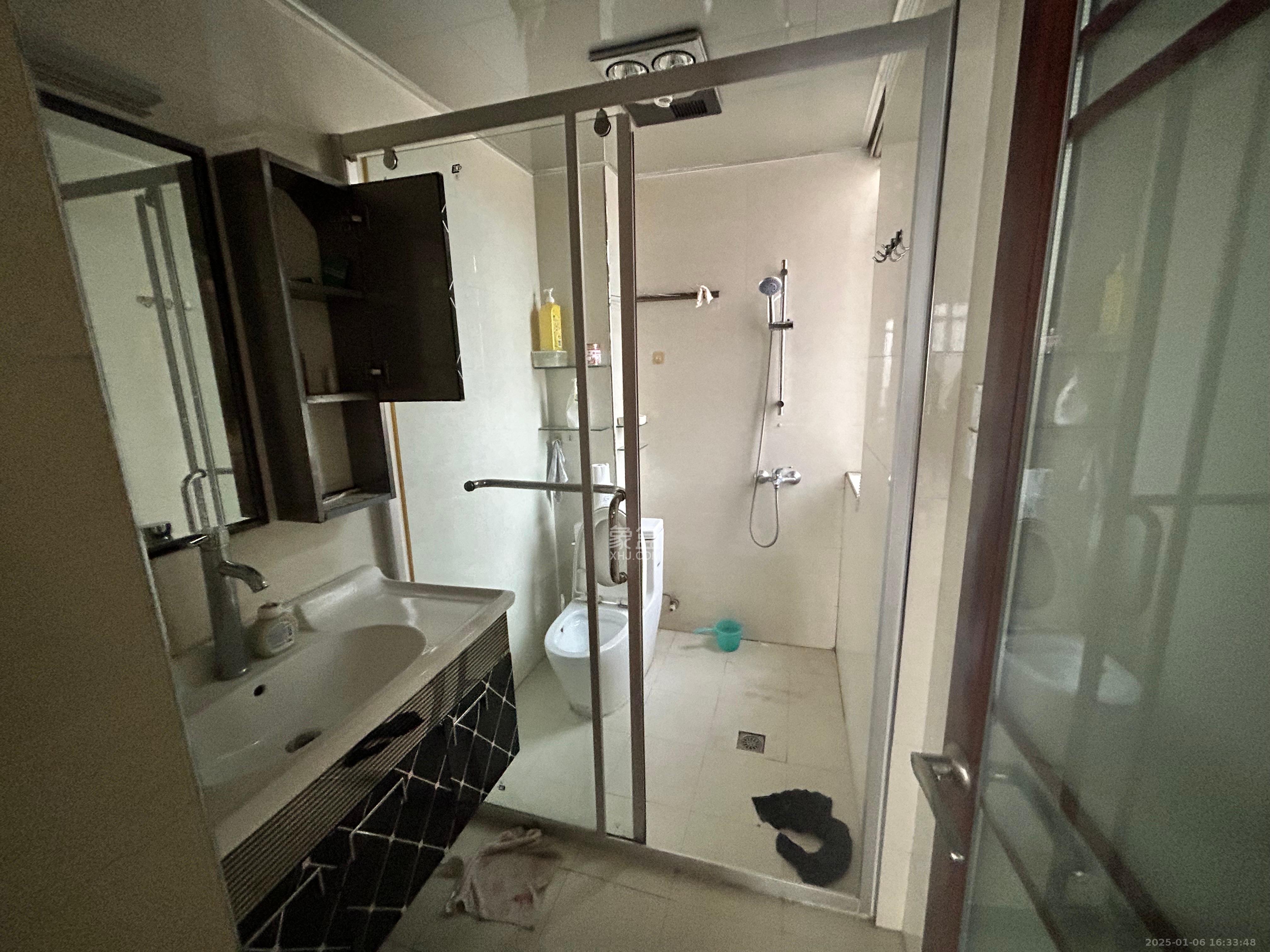 潇湘名城(新里程潇湘名城) 3室2厅1卫 2700.0元/月 潇湘名城(新里程潇湘名城) 3室2厅1卫 2700.0元/月室内图