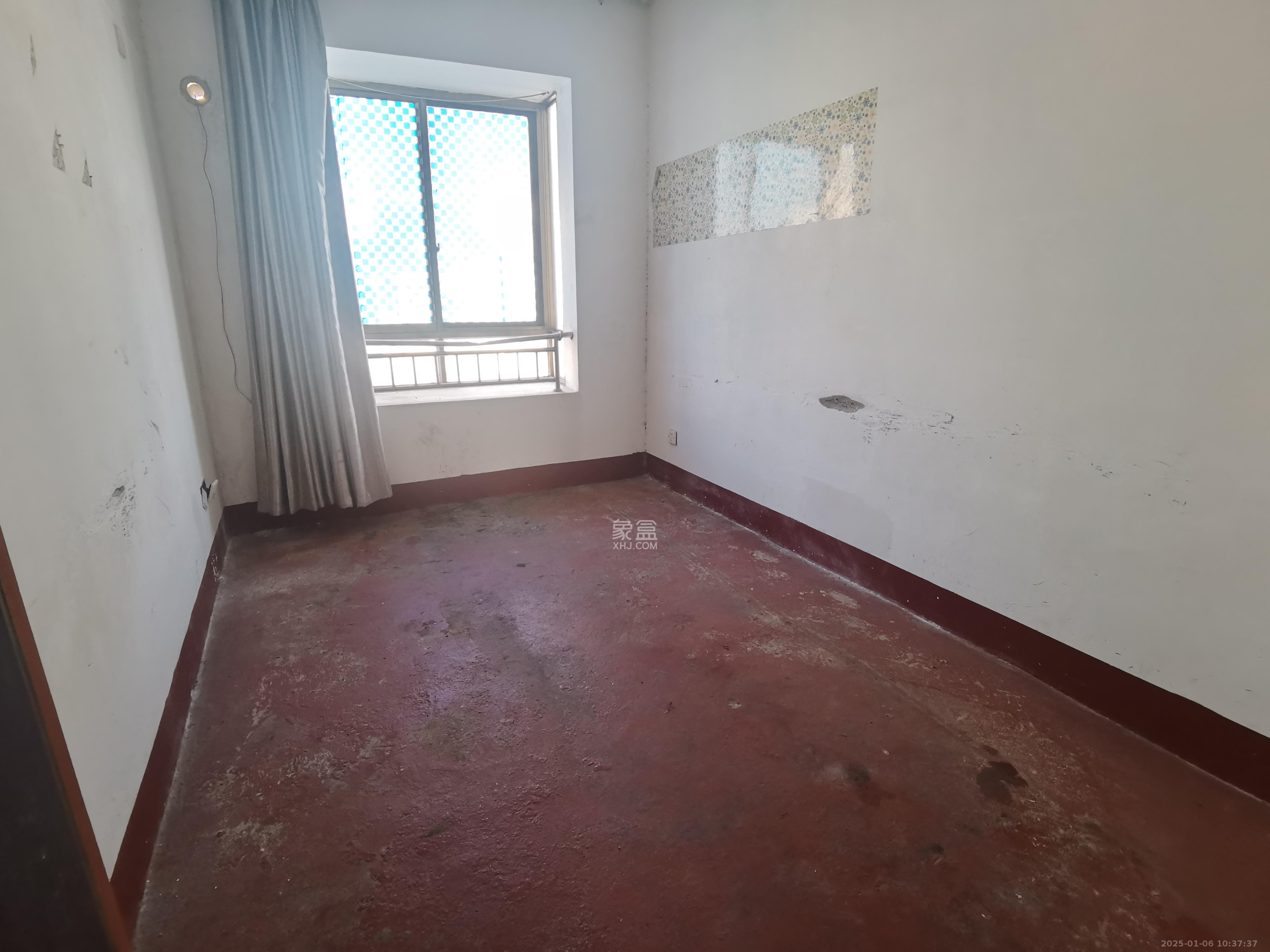 阳明山庄 5室2厅2卫 2800.0元/月 阳明山庄 5室2厅2卫 2800.0元/月室内图