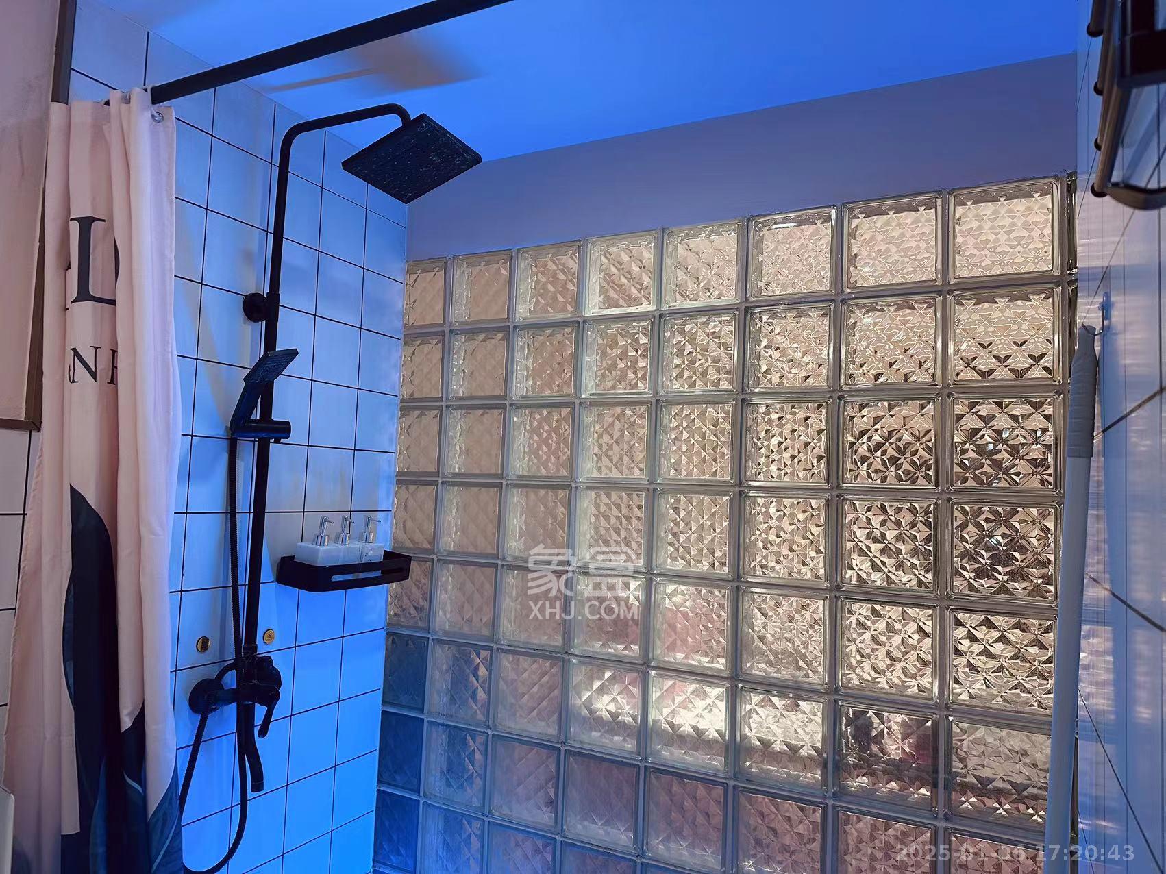 摩天一号 1室1厅1卫 2800.0元/月 摩天一号 1室1厅1卫 2800.0元/月室内图