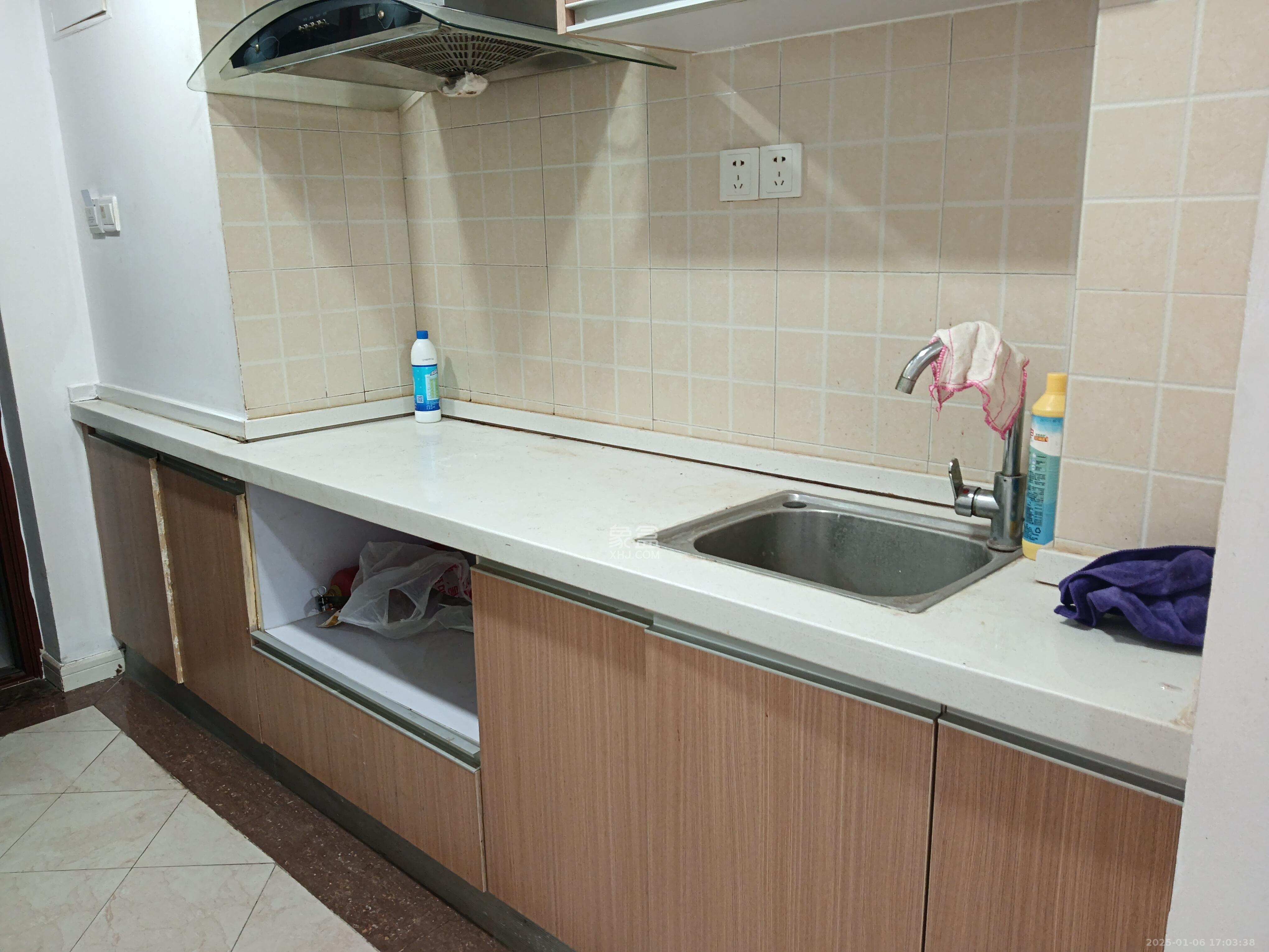 米兰春天 1室1厅1卫 1000.0元/月 米兰春天 1室1厅1卫 1000.0元/月室内图