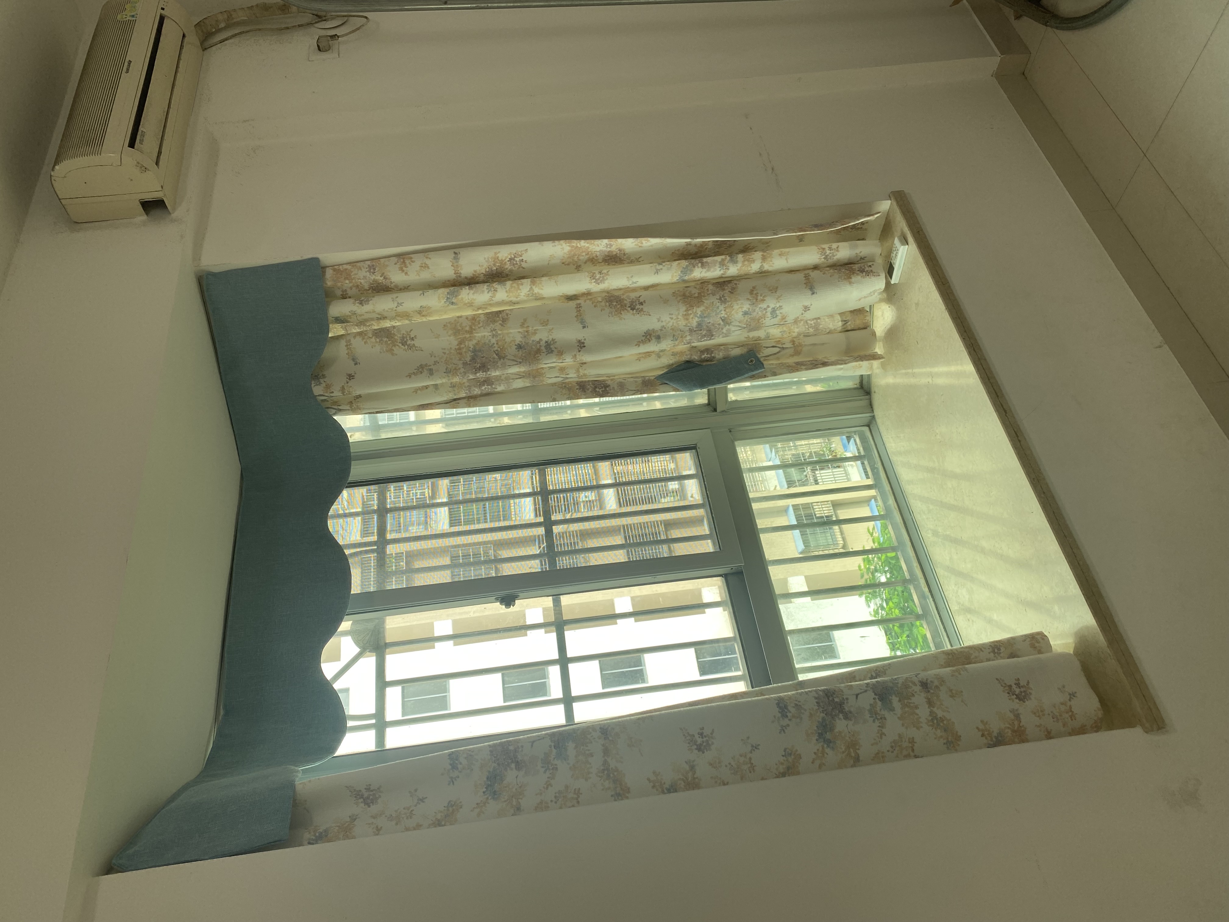 罗牛山花园  2室2厅1卫    113.0万 罗牛山花园  2室2厅1卫    113.0万室内图