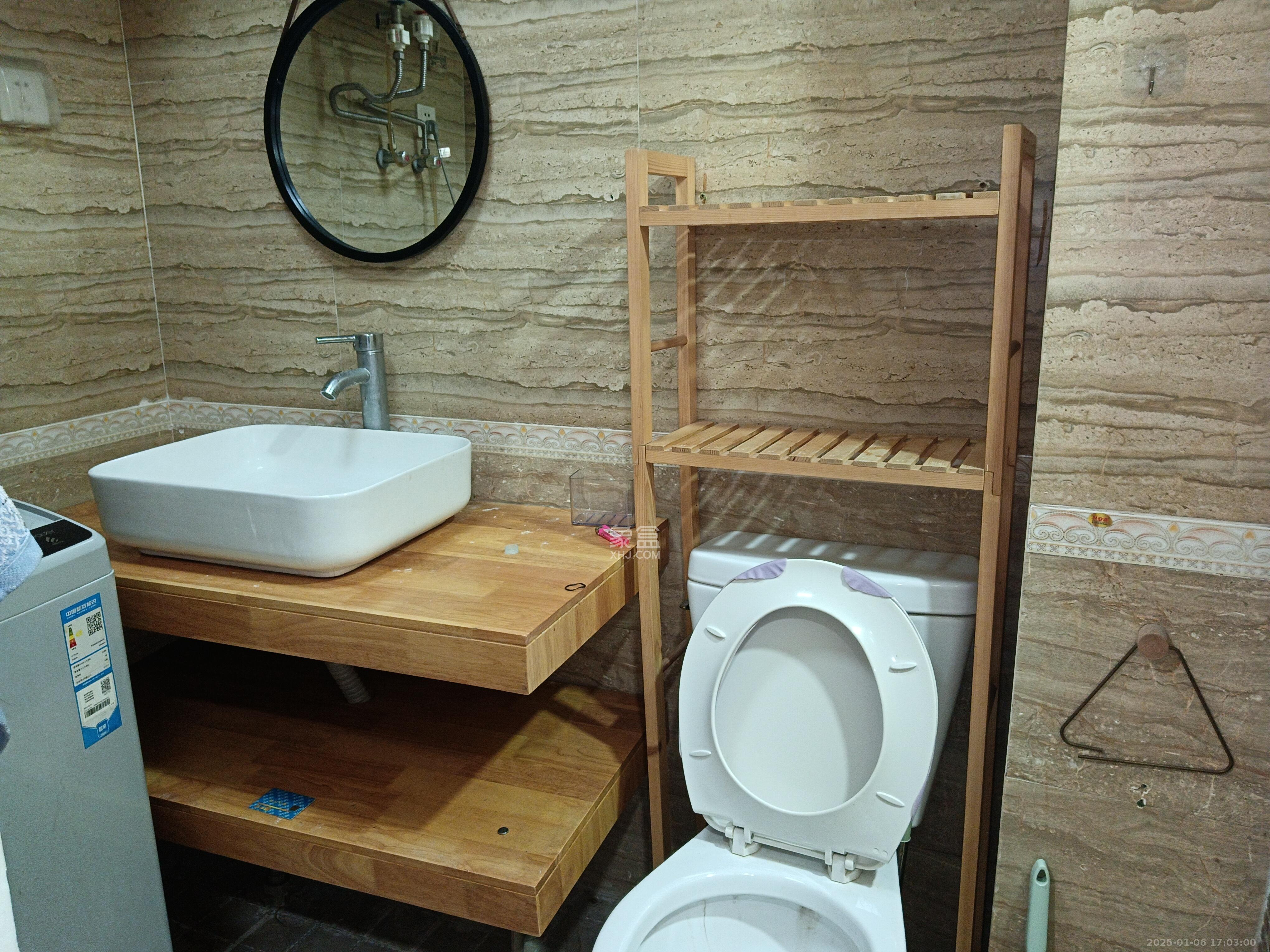 米兰春天  1室1厅1卫    1000.0元/月 米兰春天  1室1厅1卫    1000.0元/月