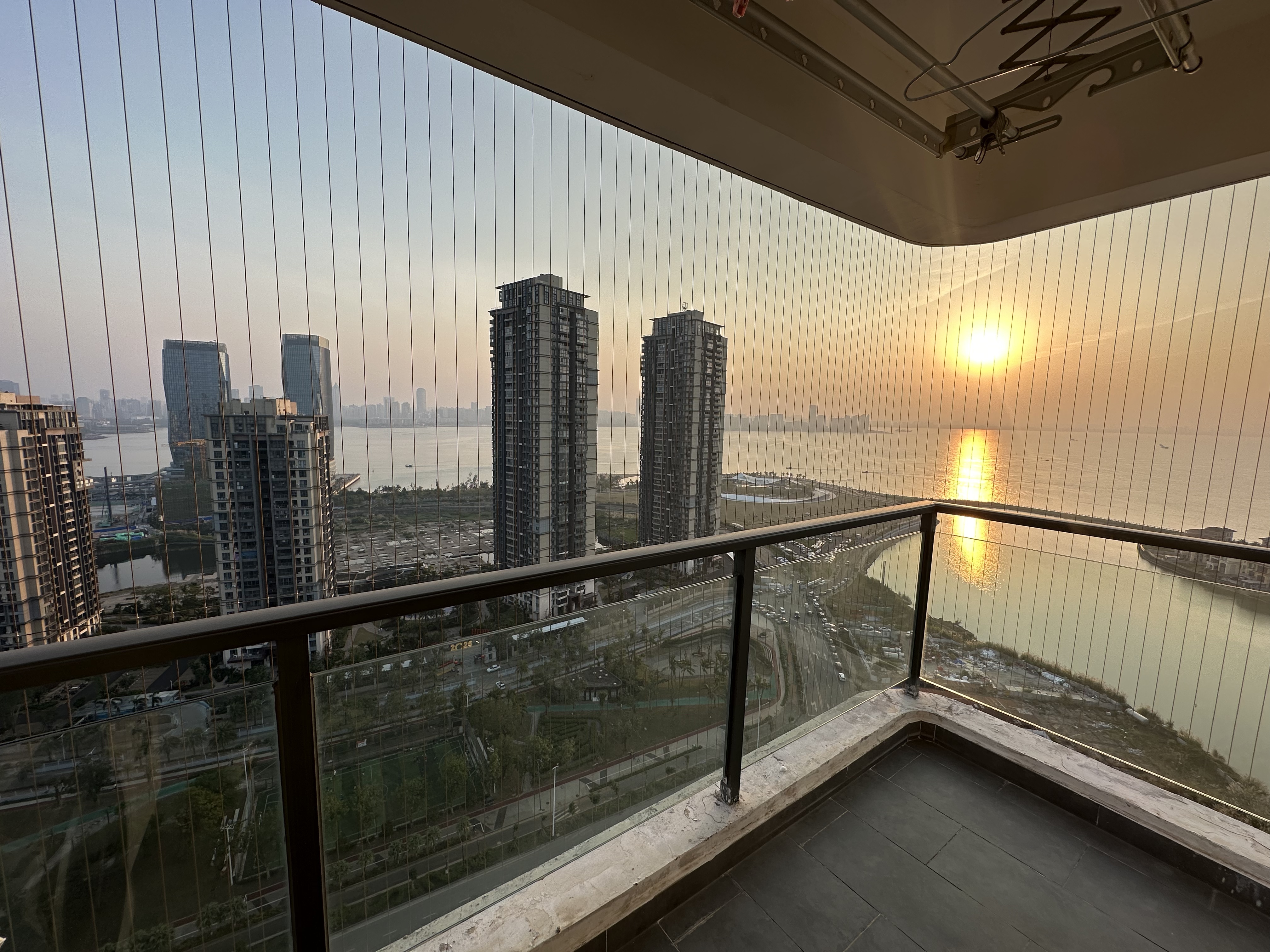 恒大美丽沙天璟湾 4室2厅2卫 5500.0元/月 恒大美丽沙天璟湾 4室2厅2卫 5500.0元/月室内图