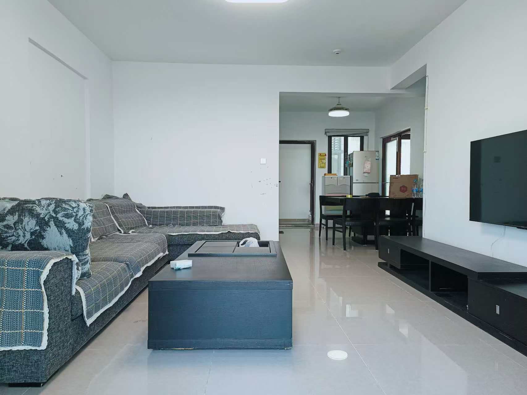 中交夏瑶雅苑 3室2厅2卫 189.0万 中交夏瑶雅苑 3室2厅2卫 189.0万室内图