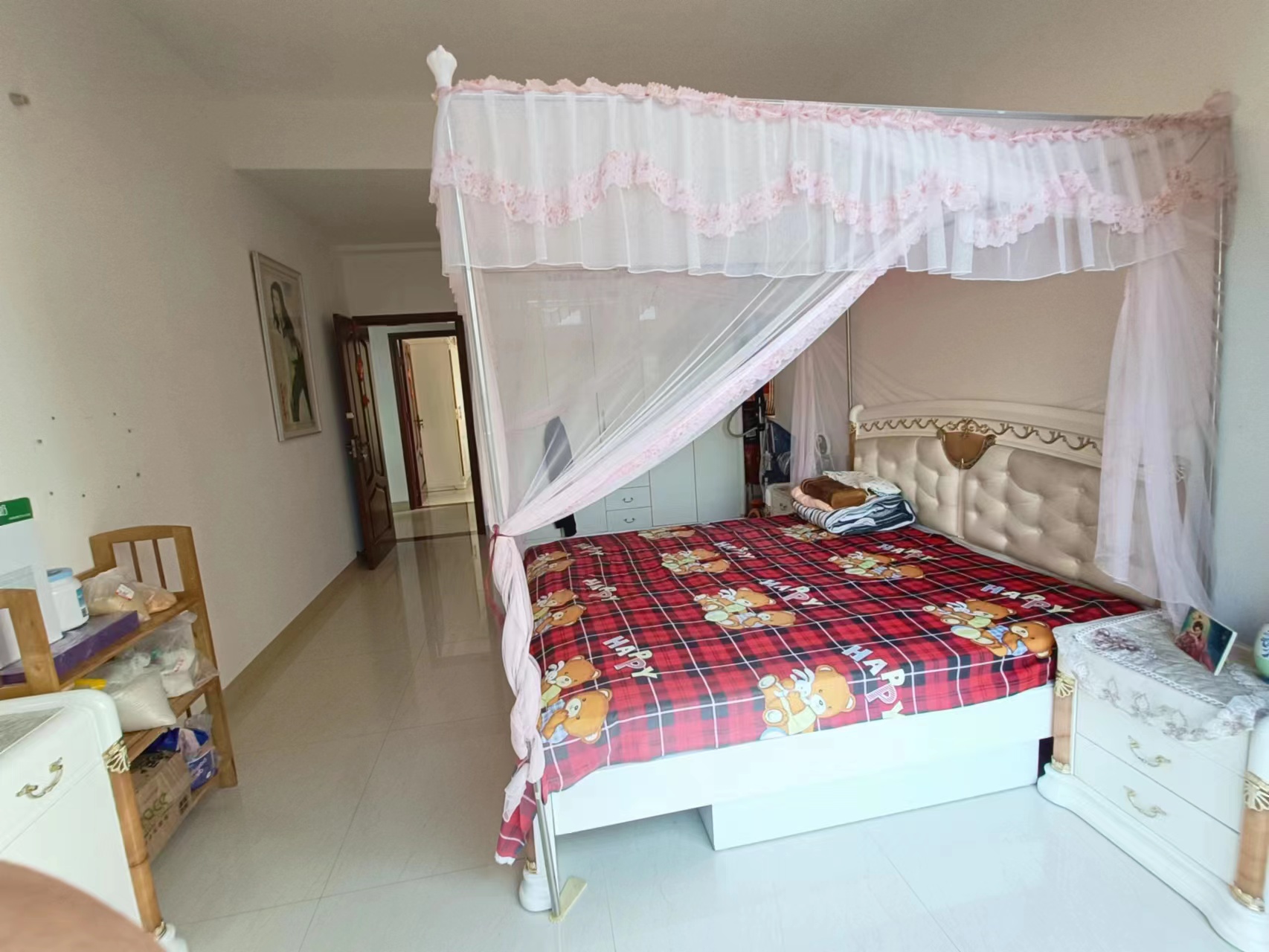 阳光西海岸三期南区(白云公寓(洋房区) 2室2厅1卫 140.0万 阳光西海岸三期南区(白云公寓(洋房区) 2室2厅1卫 140.0万客厅