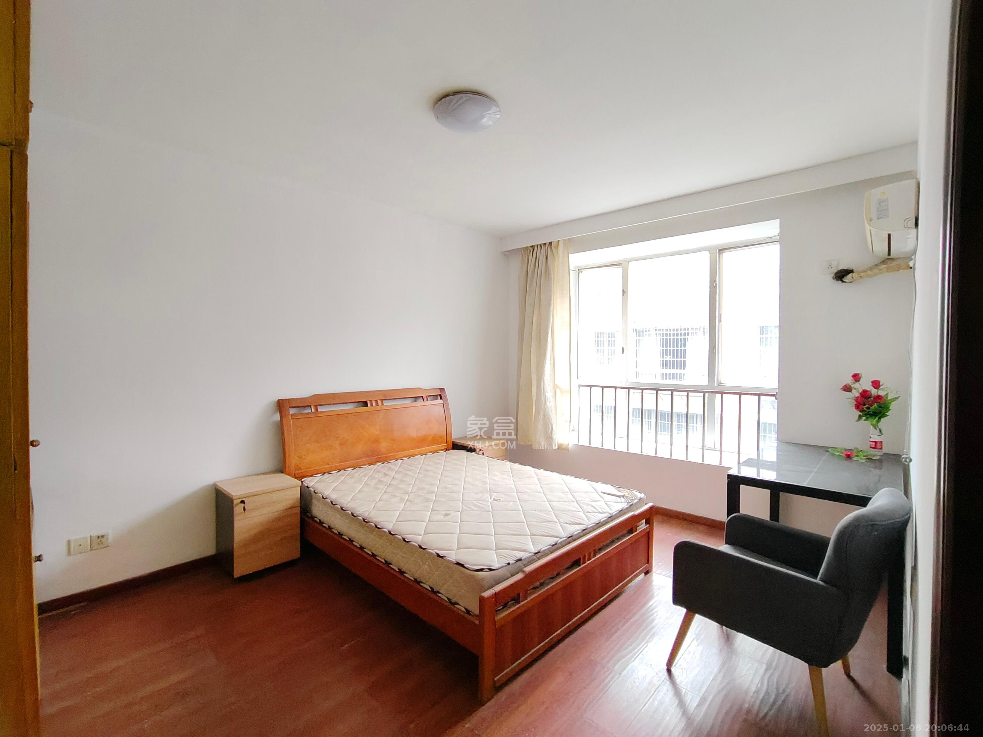 泰时三湘金地 3室2厅1卫 1900.0元/月 泰时三湘金地 3室2厅1卫 1900.0元/月室内图