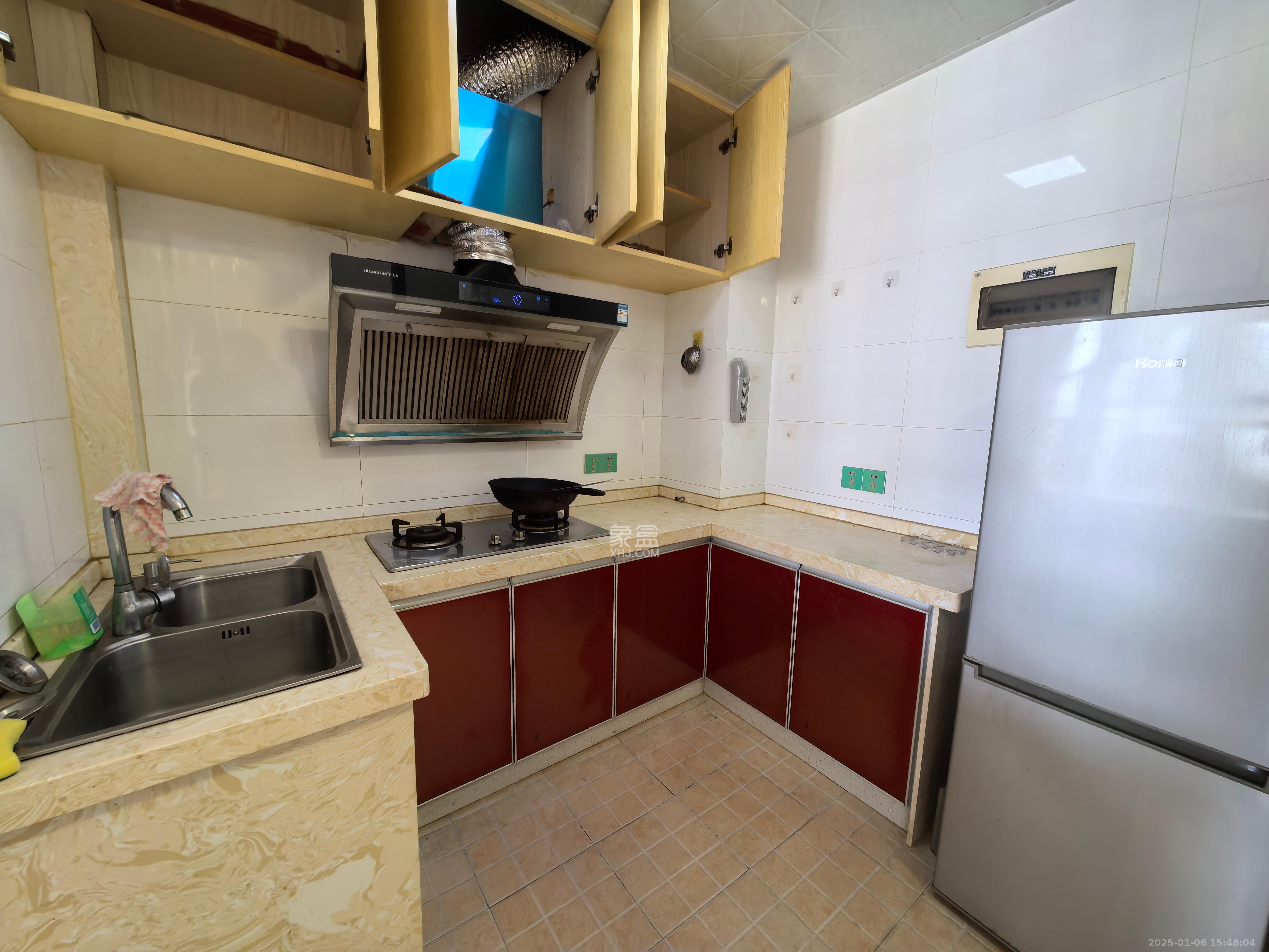 勤诚达新界 2室2厅2卫 1600.0元/月 勤诚达新界 2室2厅2卫 1600.0元/月室内图