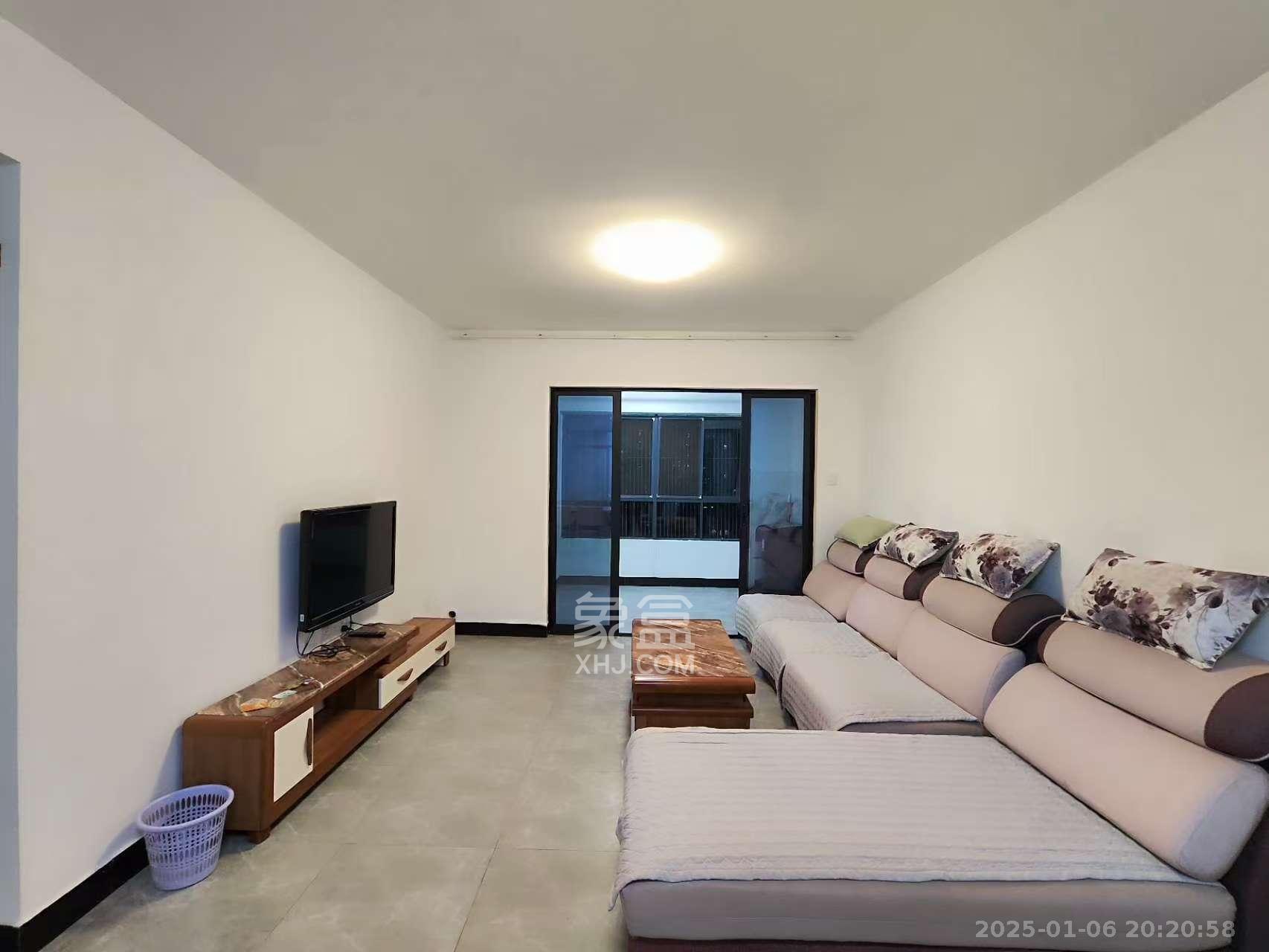 勤诚达新界 3室2厅1卫 1800.0元/月 勤诚达新界 3室2厅1卫 1800.0元/月室内图