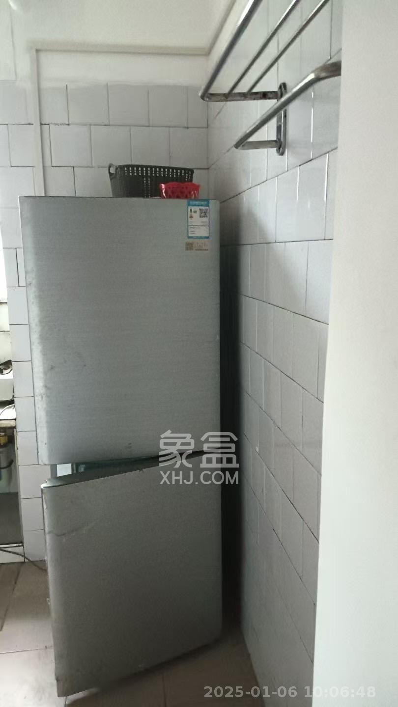 茶园坡社区(原王家冲社区)  2室1厅1卫    1300.0元/月 茶园坡社区(原王家冲社区)  2室1厅1卫    1300.0元/月室内图