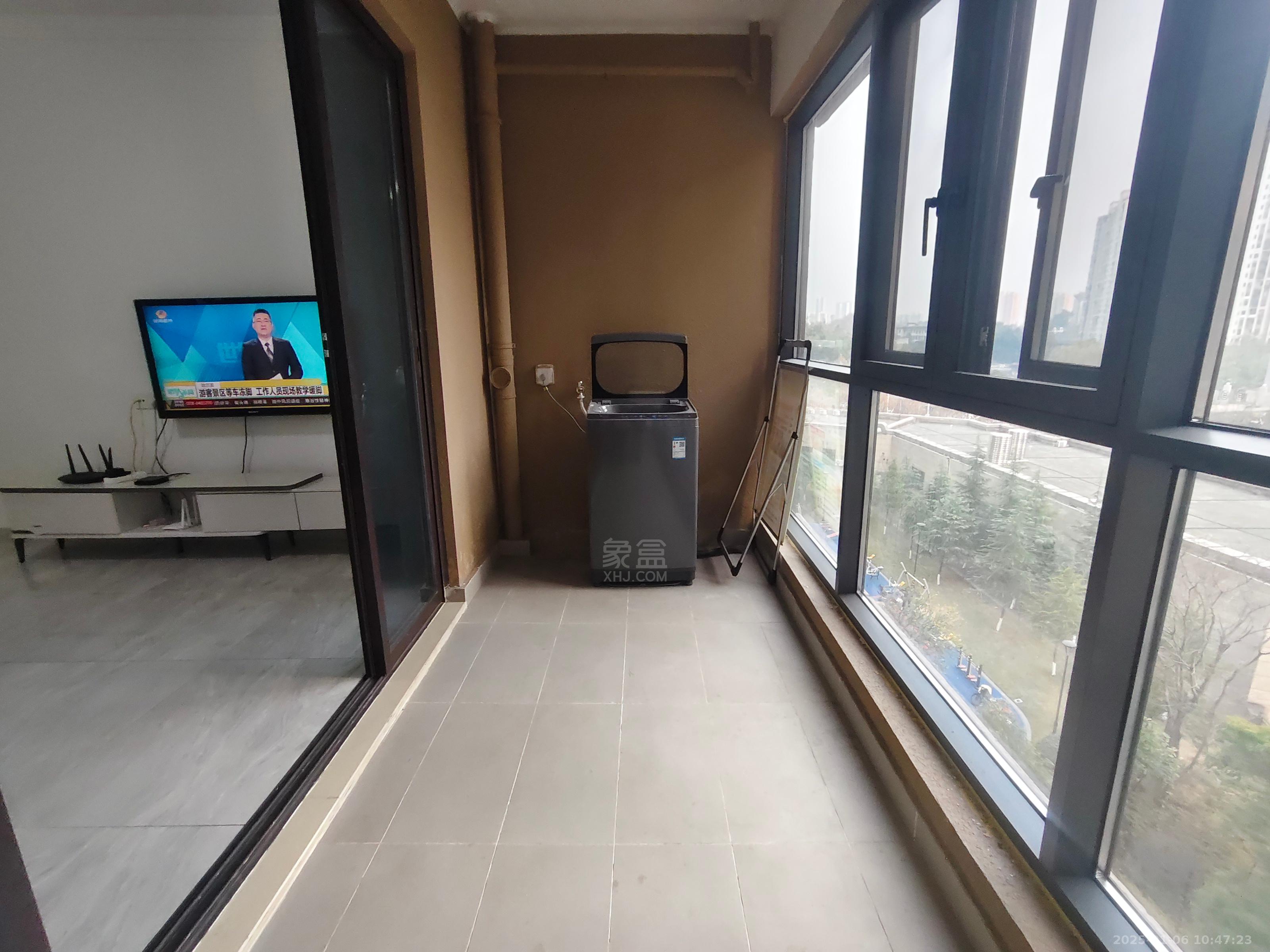 东部美的城 4室2厅1卫 2200.0元/月 东部美的城 4室2厅1卫 2200.0元/月室内图