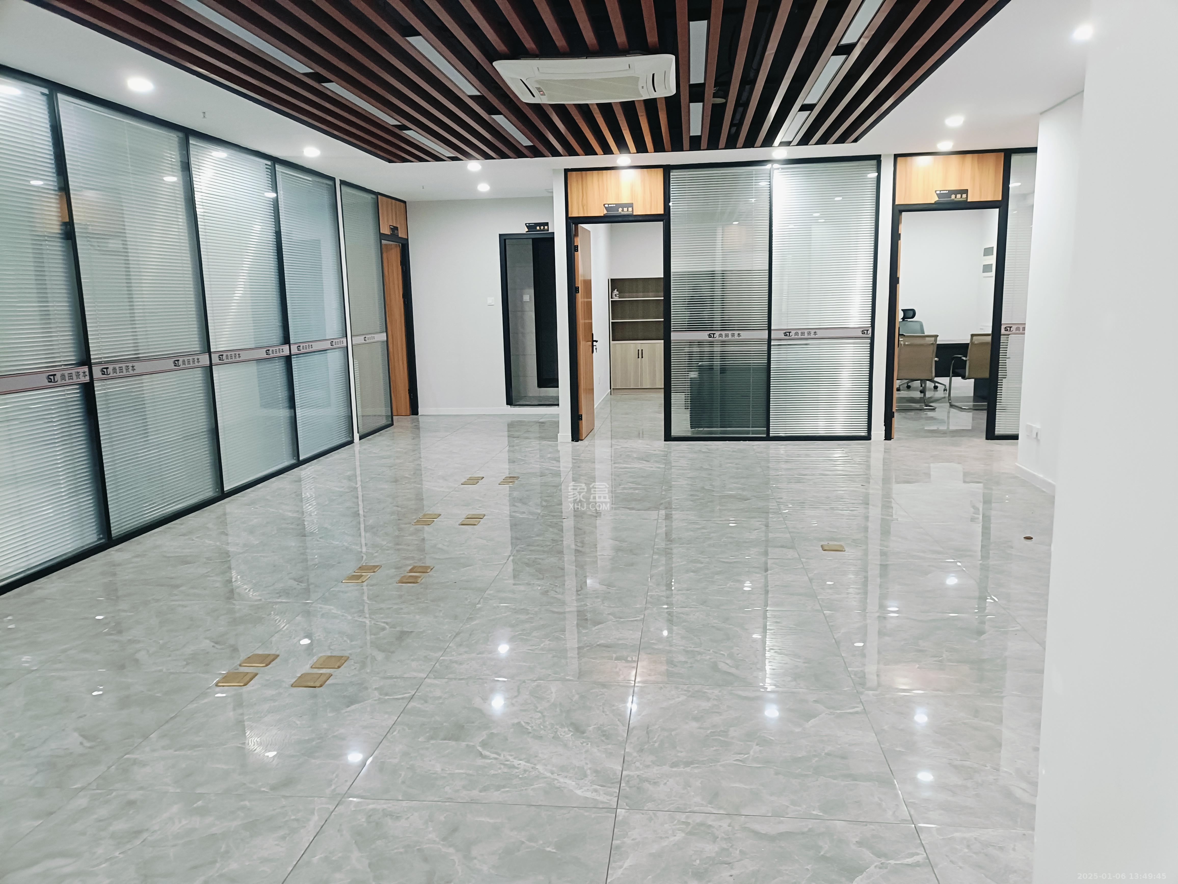 铭诚绿谷智慧产业园   238.99㎡      8000.0元/月