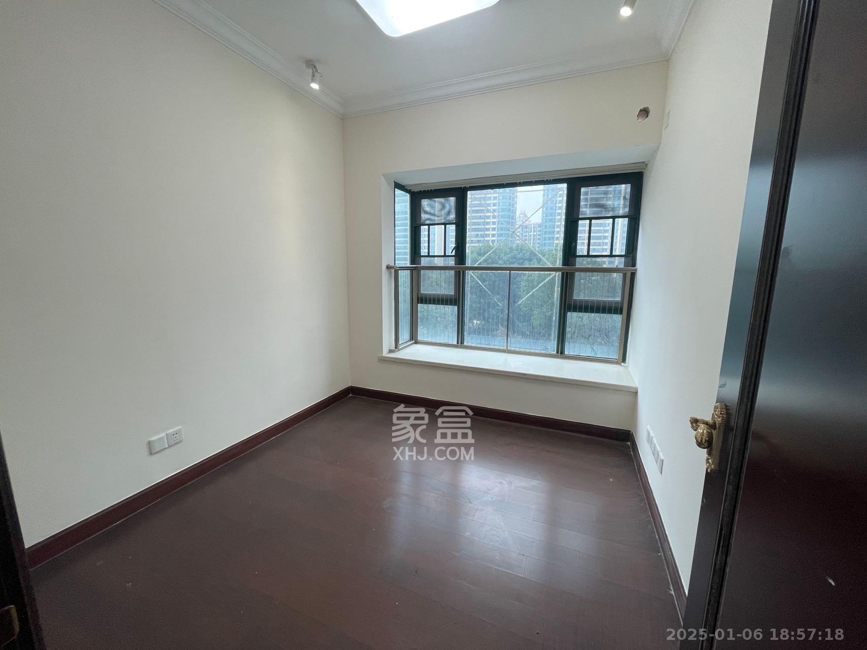 恒大雅苑 3室2厅2卫 2500.0元/月 恒大雅苑 3室2厅2卫 2500.0元/月室内图