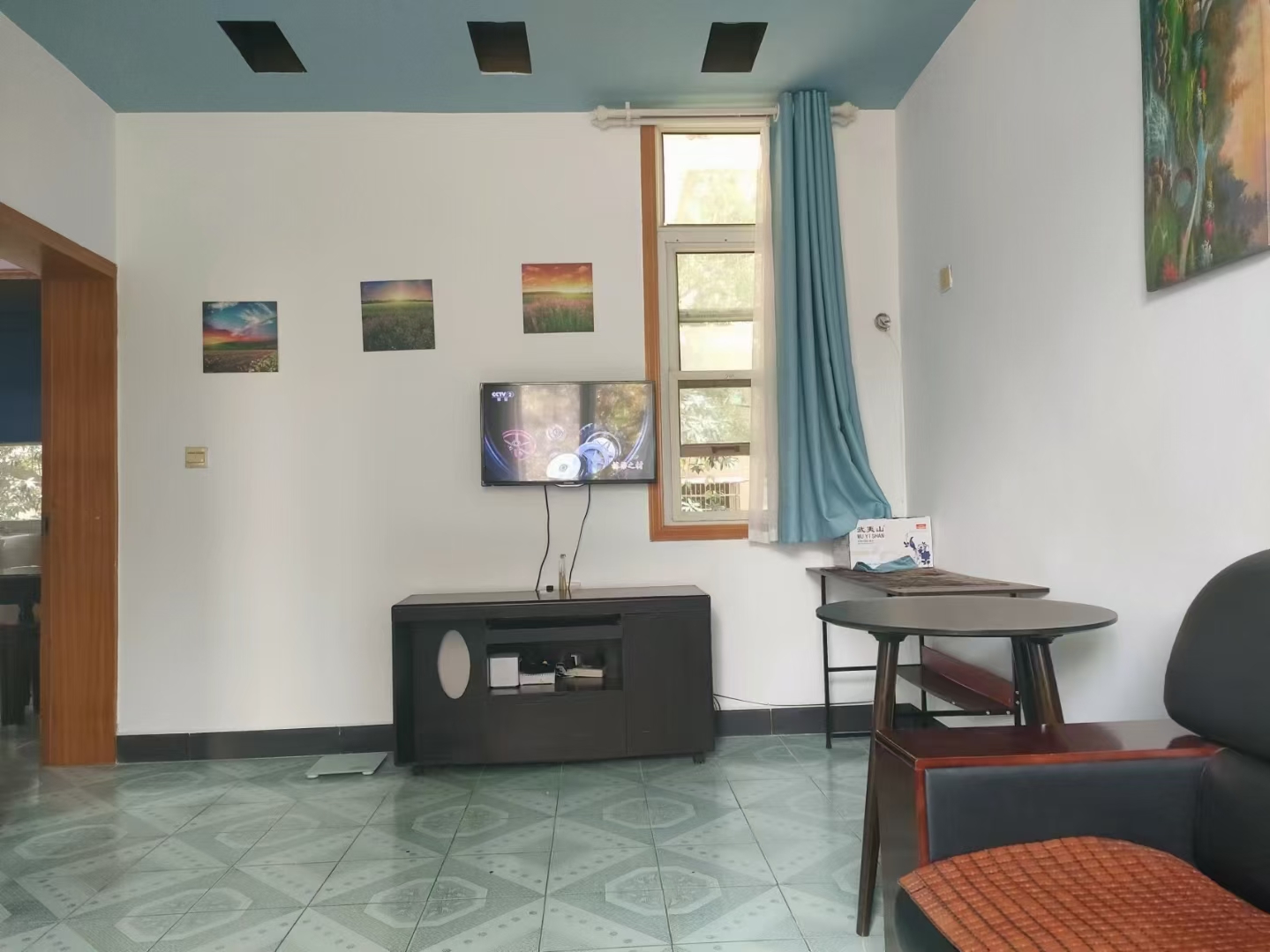 邮政培训中心家属区  2室2厅1卫    1100.0元/月 邮政培训中心家属区  2室2厅1卫    1100.0元/月室内图