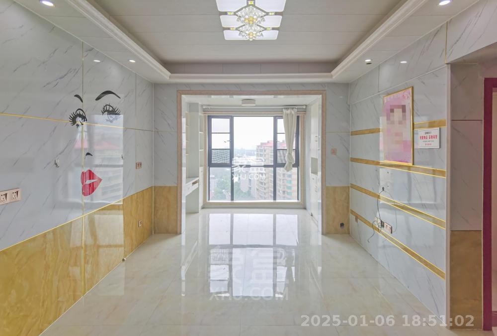 庐山春天 2室2厅1卫 2000.0元/月 庐山春天 2室2厅1卫 2000.0元/月室内图