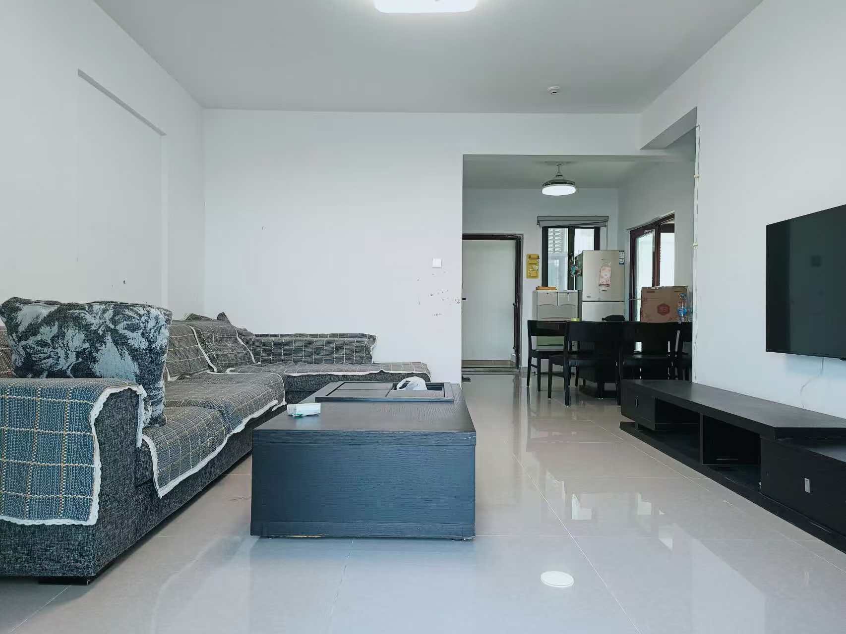 中交夏瑶雅苑 3室2厅2卫 189.0万 中交夏瑶雅苑 3室2厅2卫 189.0万室内图