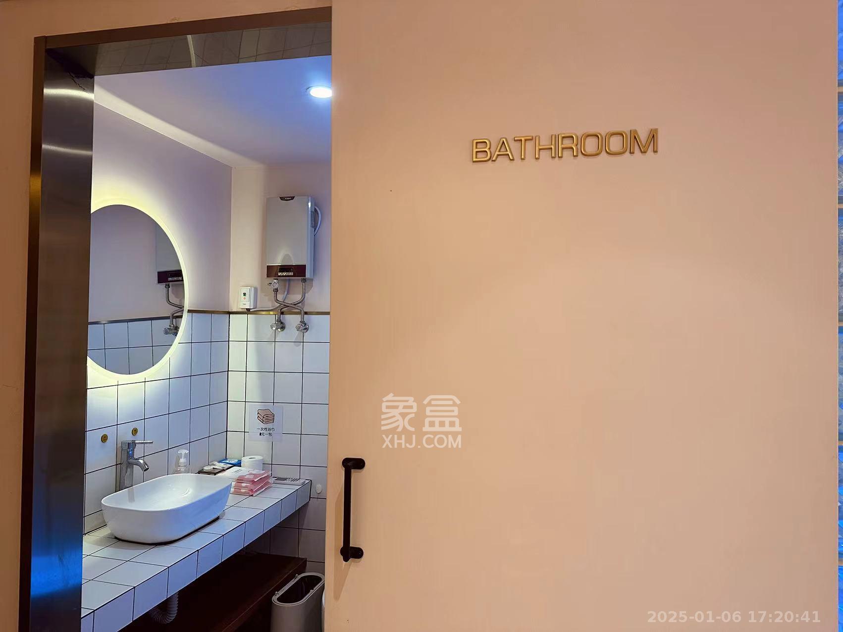 摩天一号  1室1厅1卫   2800.00元/月室内图
