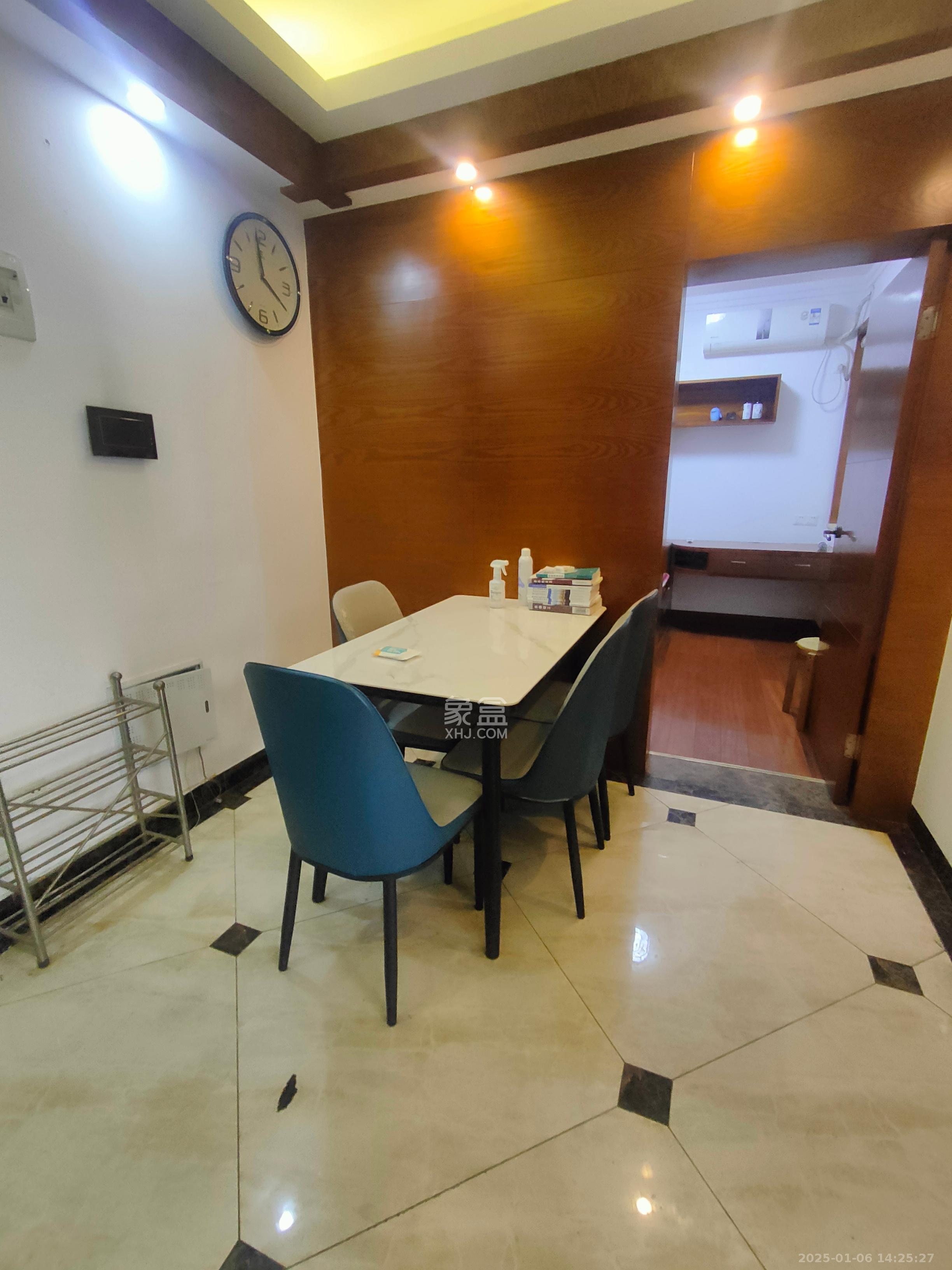 五矿万境水岸一期(万境水岸嘉苑) 2室2厅1卫 2400.0元/月 五矿万境水岸一期(万境水岸嘉苑) 2室2厅1卫 2400.0元/月室内图