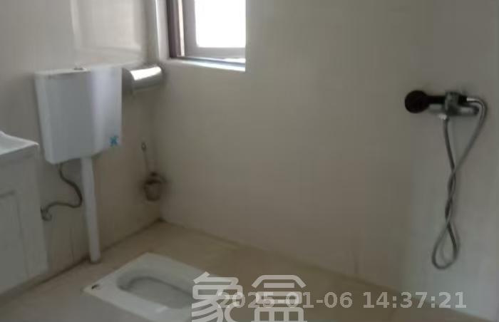 金南家园一期  3室2厅2卫   2500.00元/月室内图