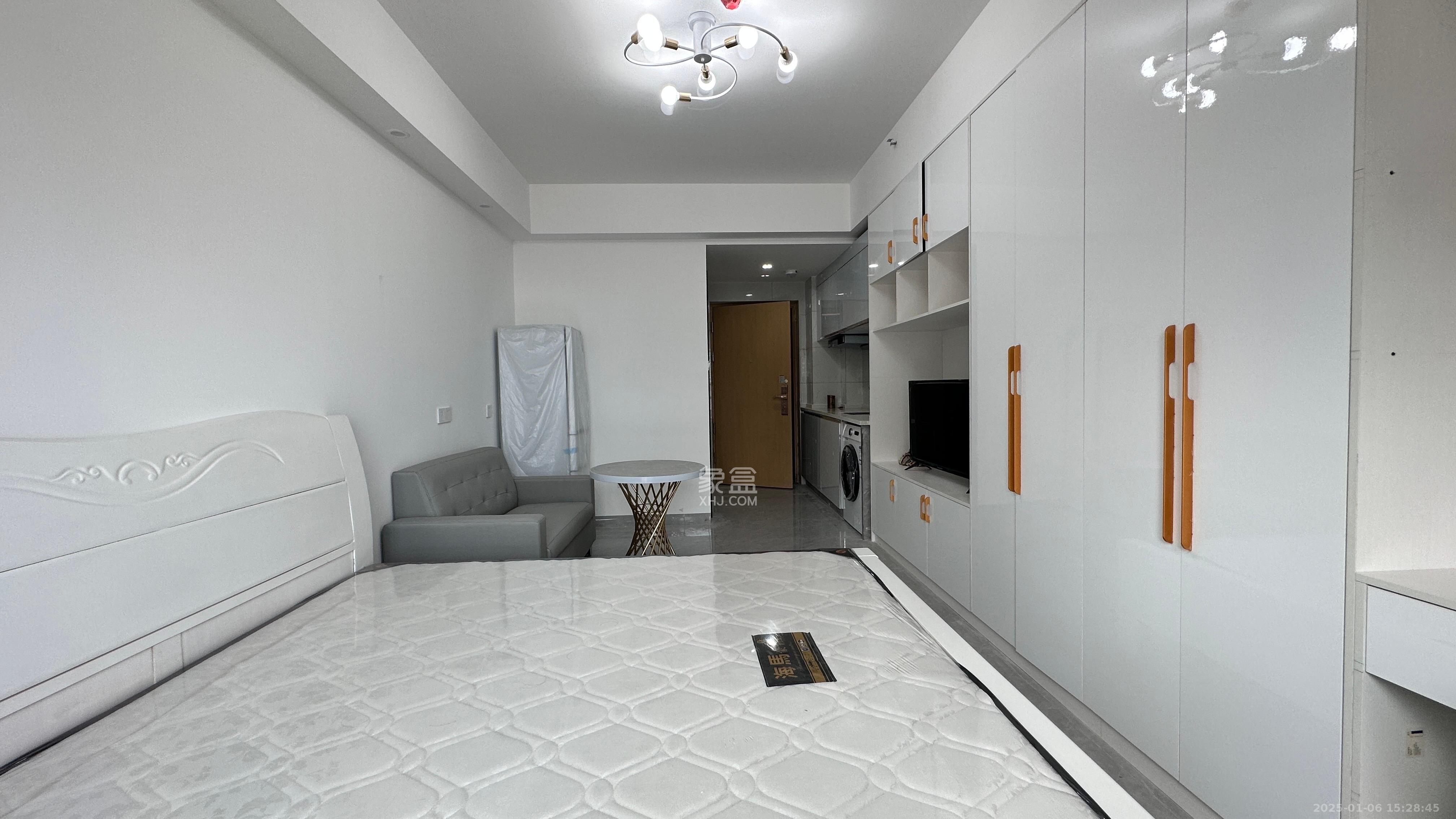 碧桂园翘楚棠  1室1厅1卫    1300.0元/月室内图