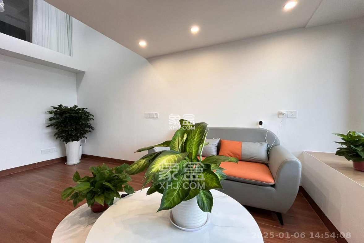 龙湖铂金岛 2室1厅1卫 2100.0元/月 龙湖铂金岛 2室1厅1卫 2100.0元/月室内图