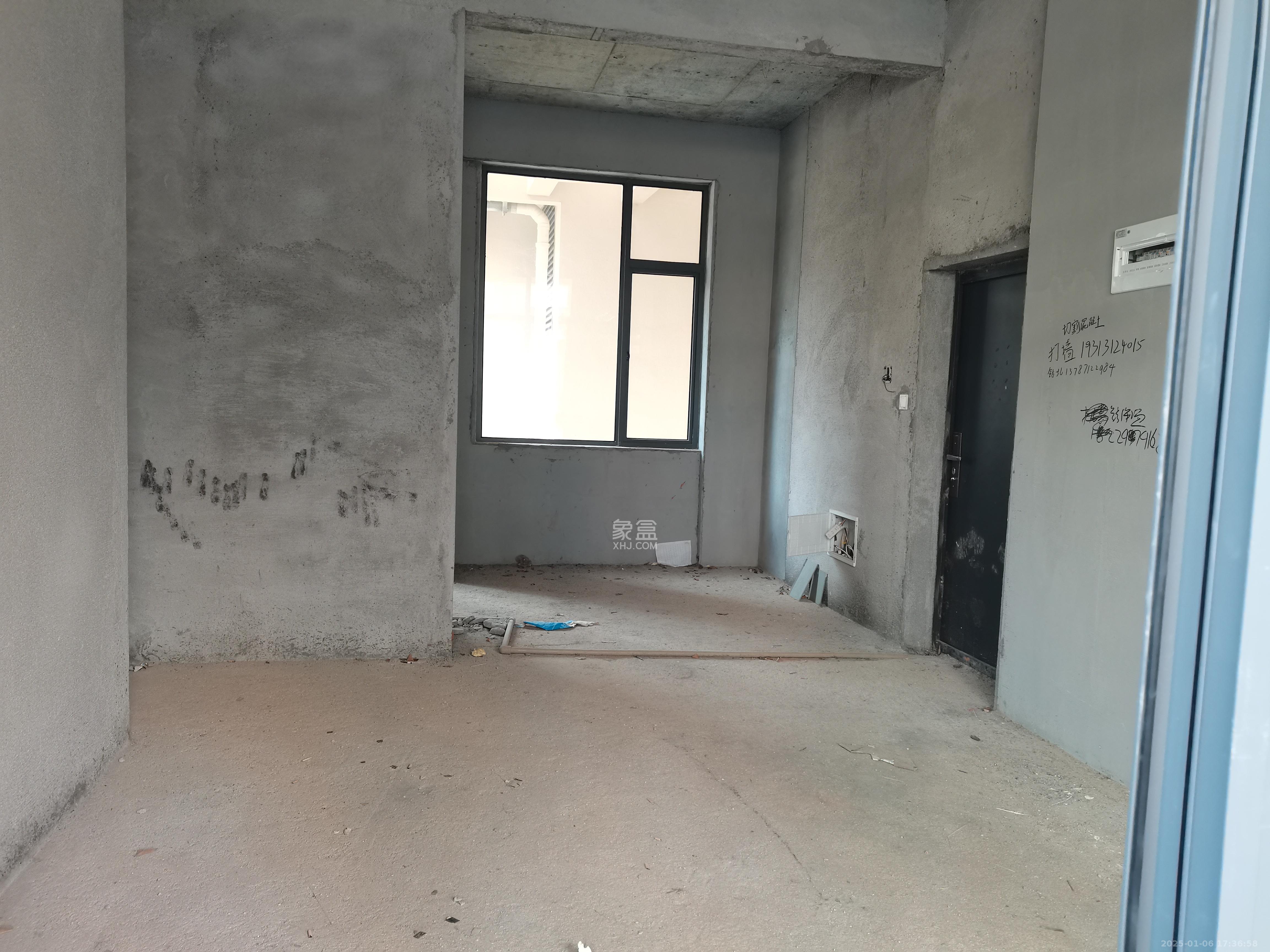 岭福家苑(天心佳苑)  3室2厅2卫    3000.0元/月 岭福家苑(天心佳苑)  3室2厅2卫    3000.0元/月