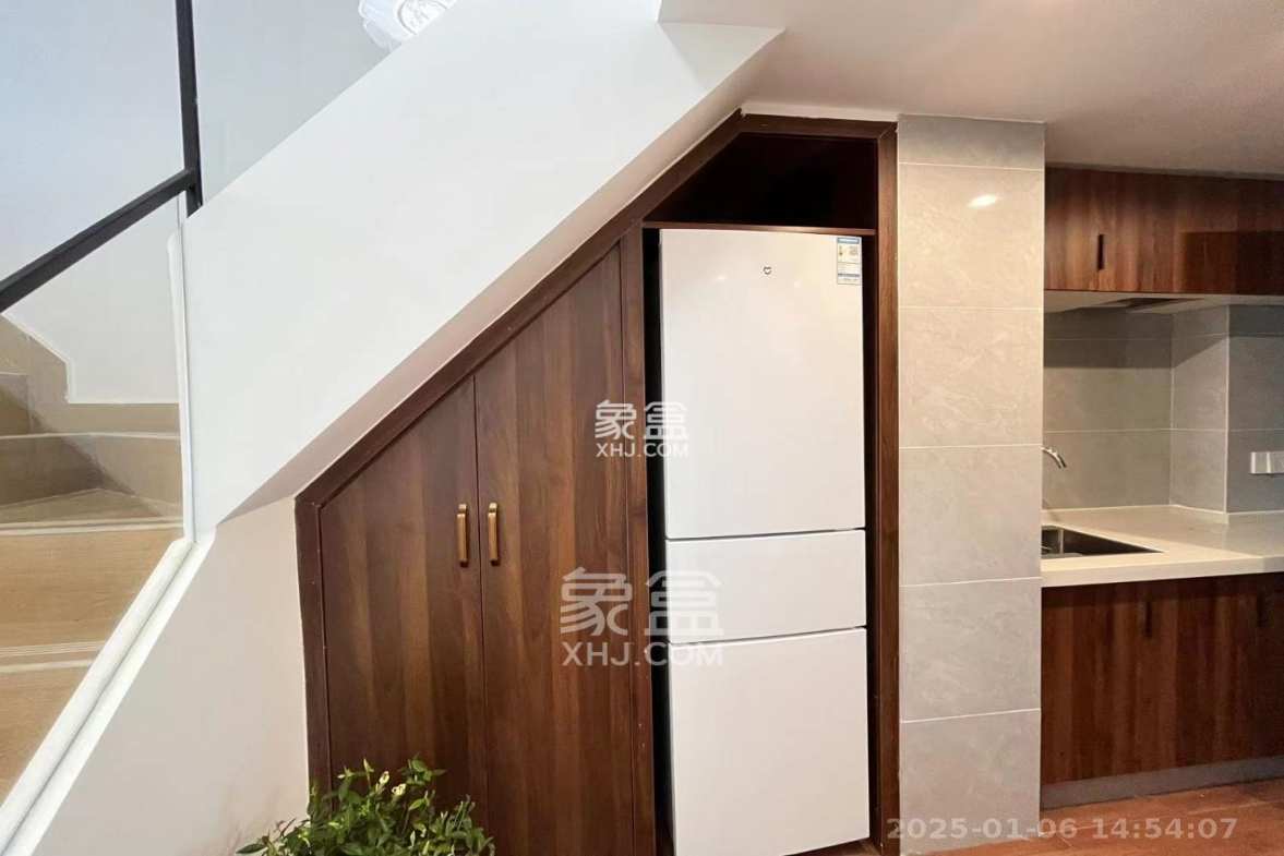 龙湖铂金岛 2室1厅1卫 2100.0元/月 龙湖铂金岛 2室1厅1卫 2100.0元/月室内图