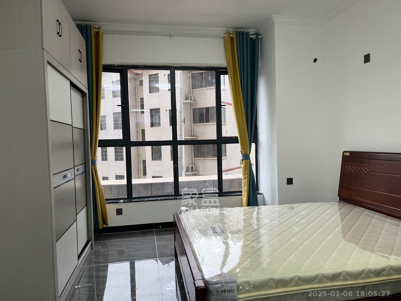 中南国际眼镜城(中伟商业中心) 1室0厅0卫 1200.0元/月 中南国际眼镜城(中伟商业中心) 1室0厅0卫 1200.0元/月室内图