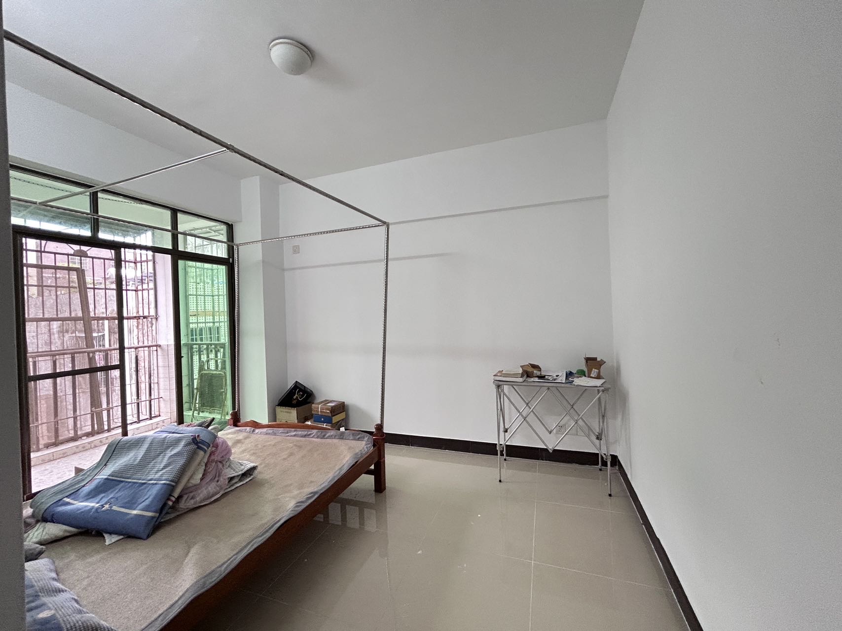 攀枝花苑 3室2厅1卫 99.0万 攀枝花苑 3室2厅1卫 99.0万卧室