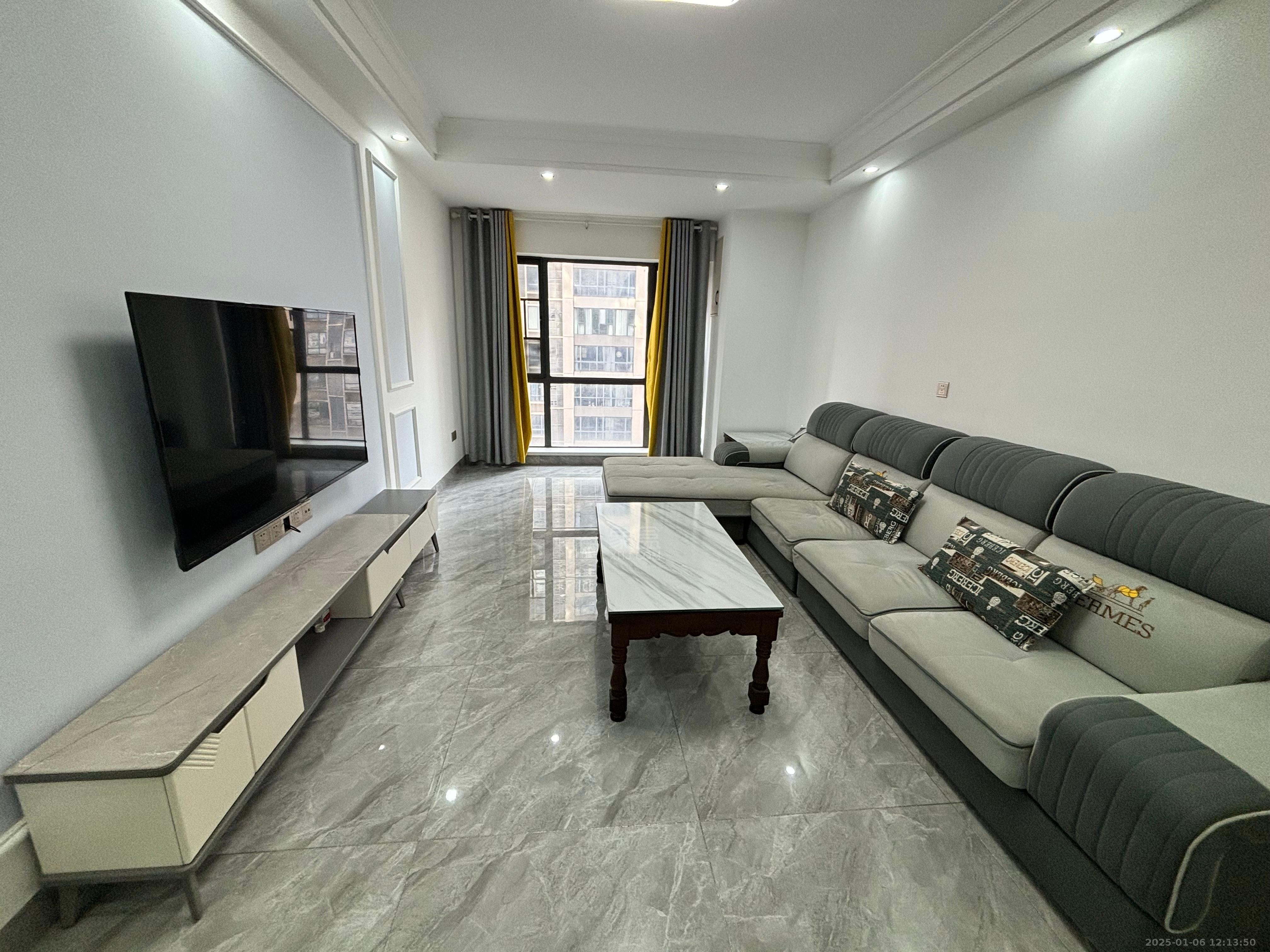 山水洲城华晨第一城 2室2厅1卫 1700.0元/月 山水洲城华晨第一城 2室2厅1卫 1700.0元/月室内图