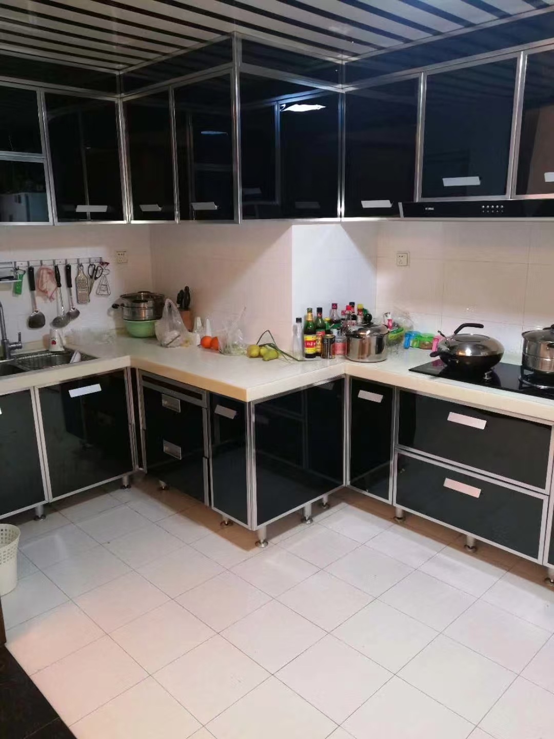 景瑞花园 3室2厅2卫 160.0万 景瑞花园 3室2厅2卫 160.0万客厅