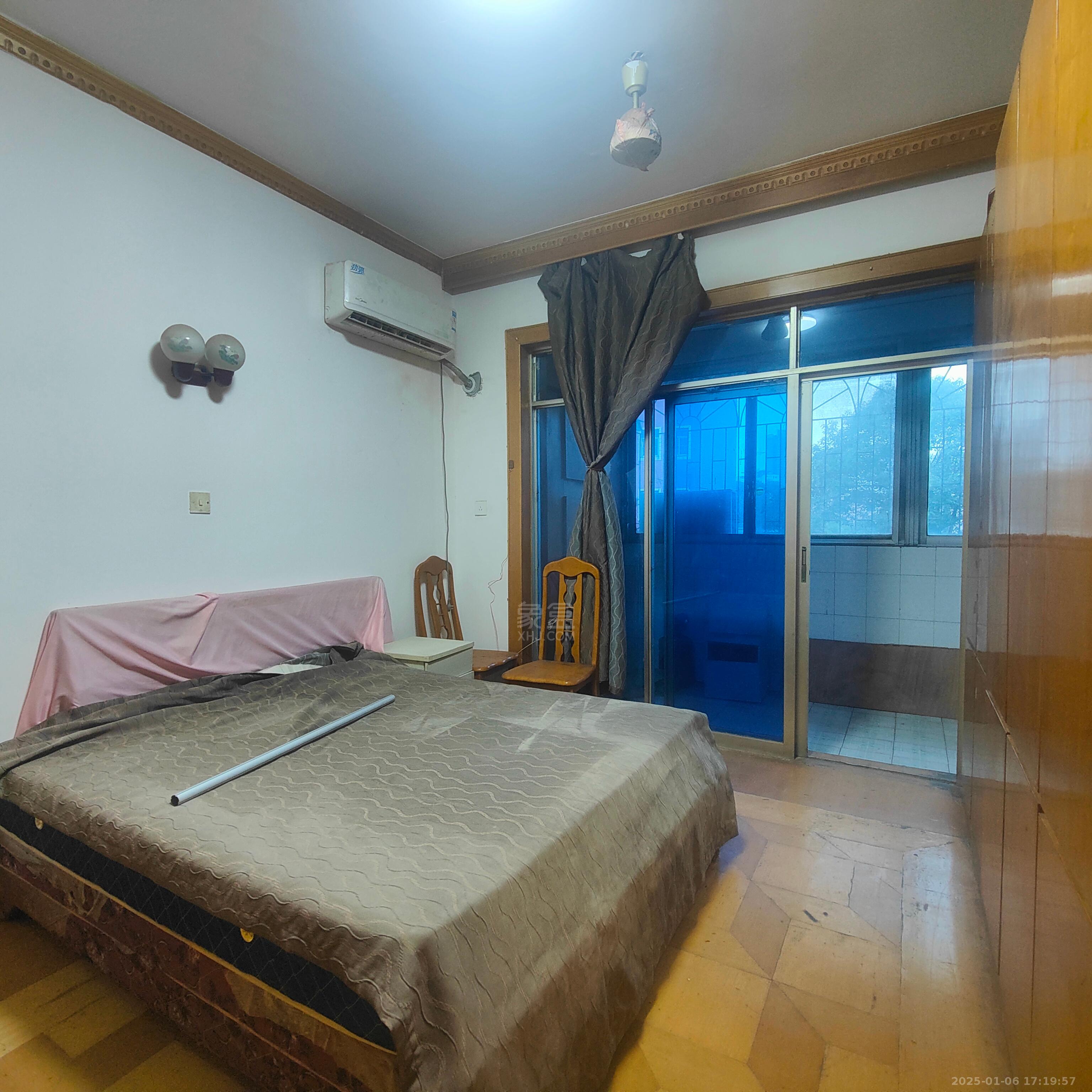 保利怡沁园 3室2厅2卫 1500.0元/月 保利怡沁园 3室2厅2卫 1500.0元/月室内图