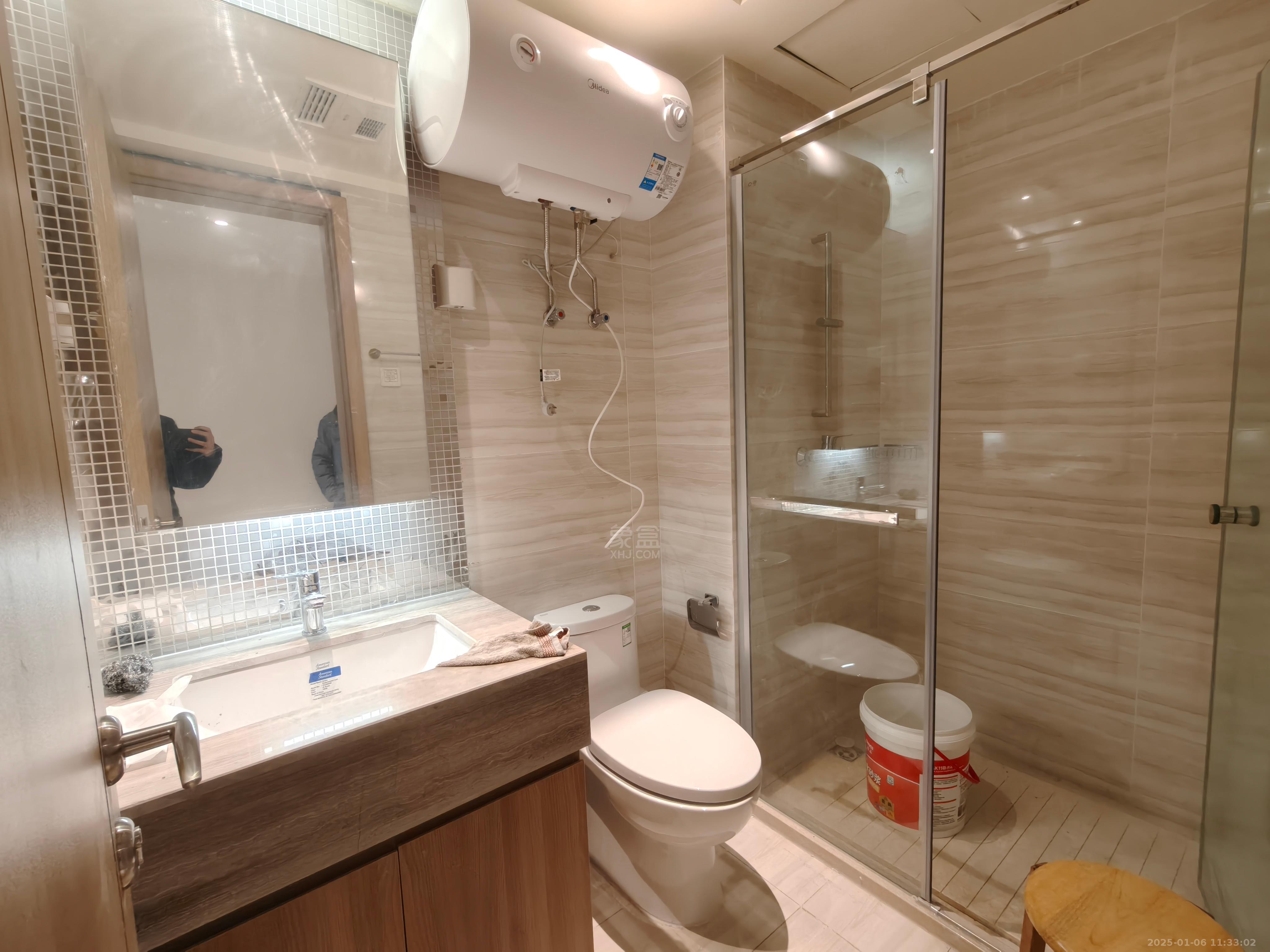 恒大华府 1室1厅1卫 1380.0元/月 恒大华府 1室1厅1卫 1380.0元/月室内图