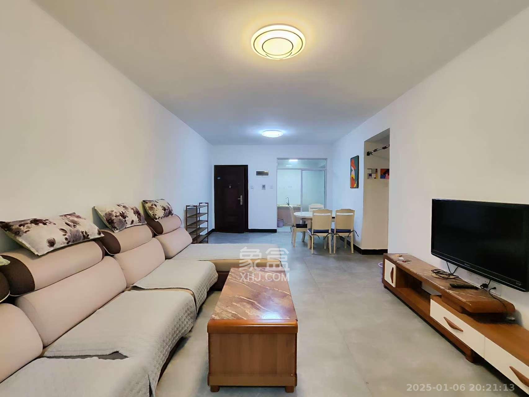 勤诚达新界 3室2厅1卫 1800.0元/月 勤诚达新界 3室2厅1卫 1800.0元/月室内图