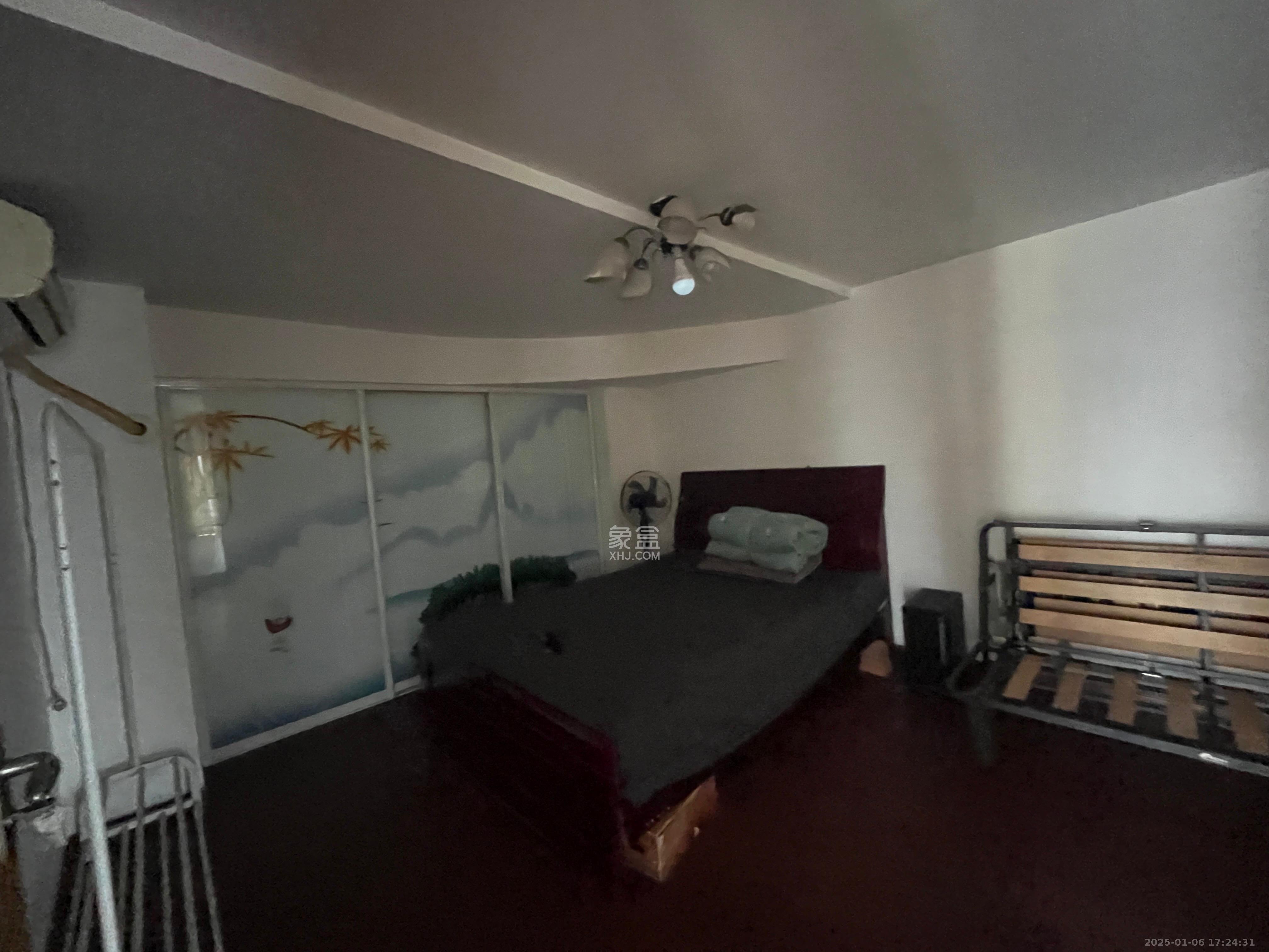 他城(天鸿时代公寓) 4室2厅2卫 2200.0元/月 他城(天鸿时代公寓) 4室2厅2卫 2200.0元/月室内图