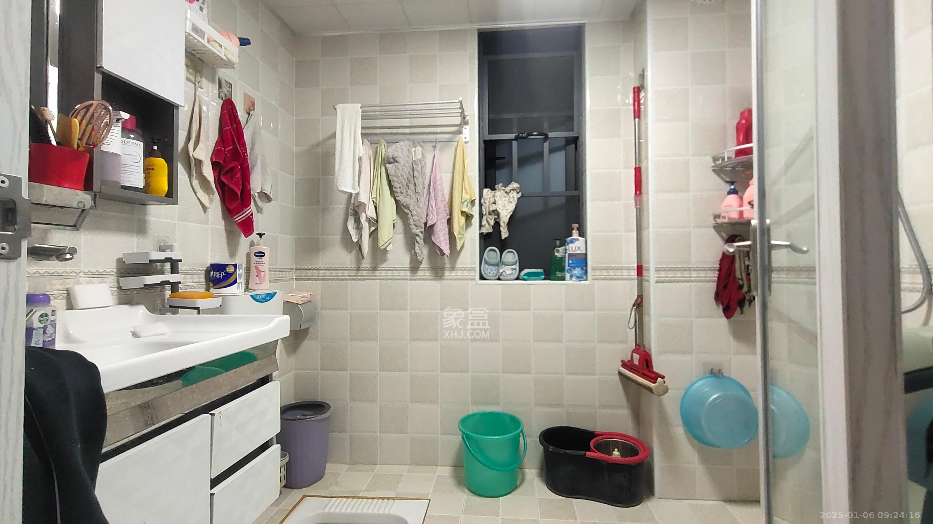 海伦堡爱ME城市 3室2厅1卫 2600.0元/月 海伦堡爱ME城市 3室2厅1卫 2600.0元/月室内图