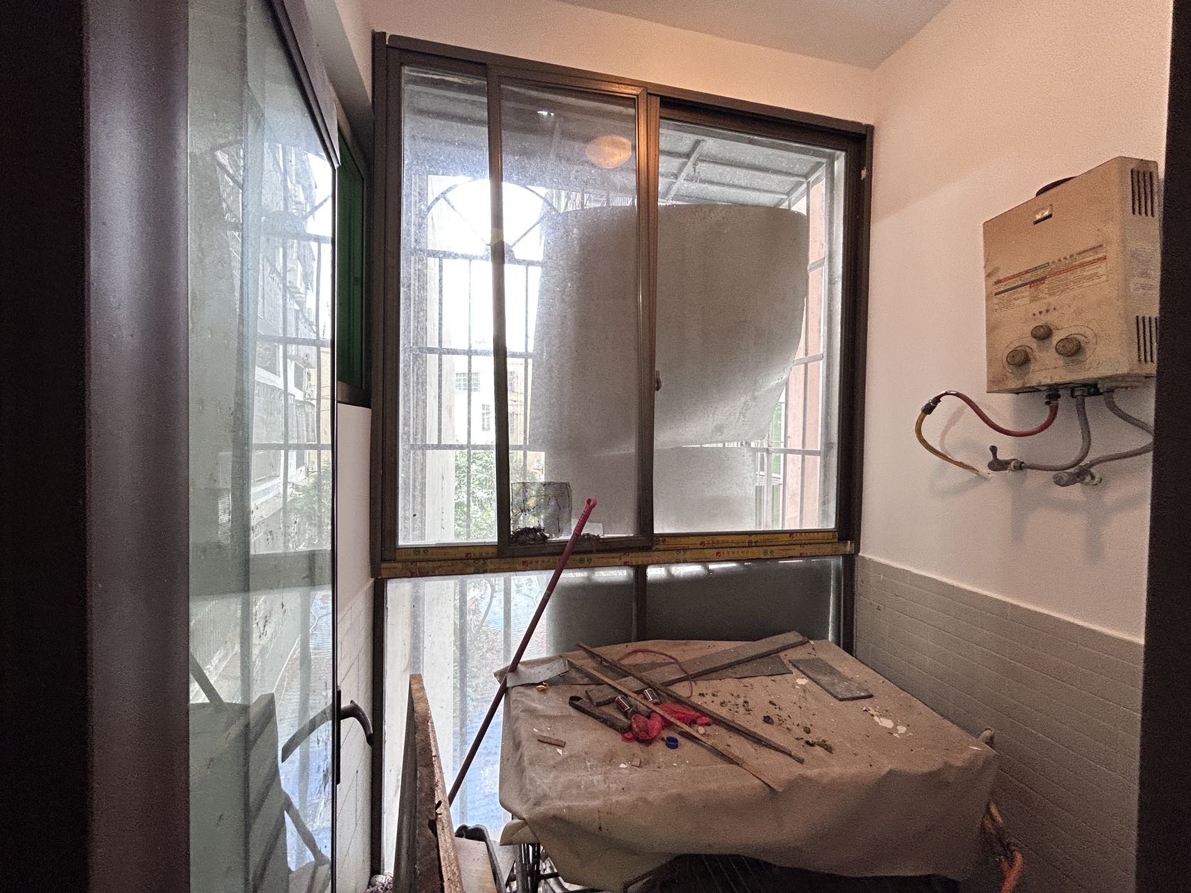 攀枝花苑 3室2厅1卫 99.0万 攀枝花苑 3室2厅1卫 99.0万客厅