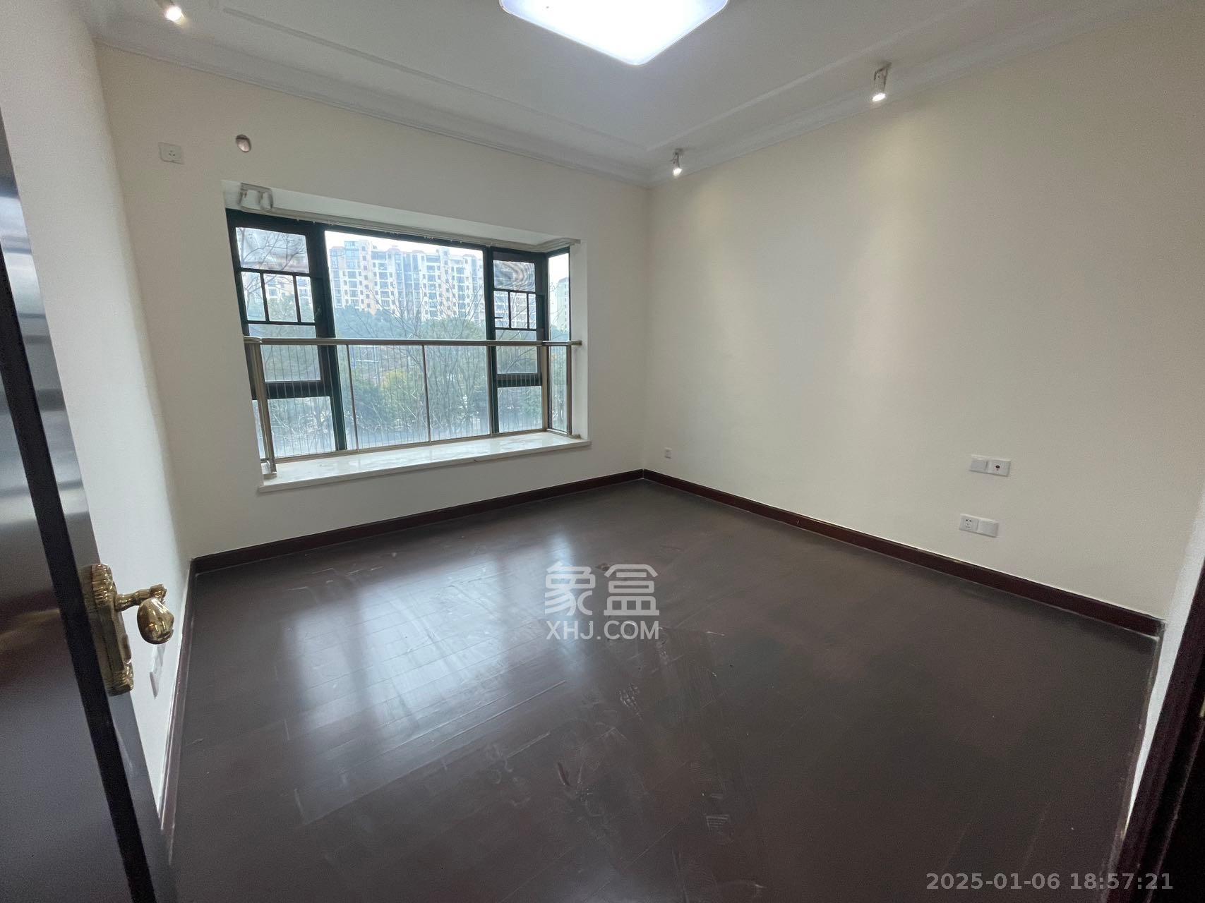 恒大雅苑 3室2厅2卫 2500.0元/月 恒大雅苑 3室2厅2卫 2500.0元/月室内图