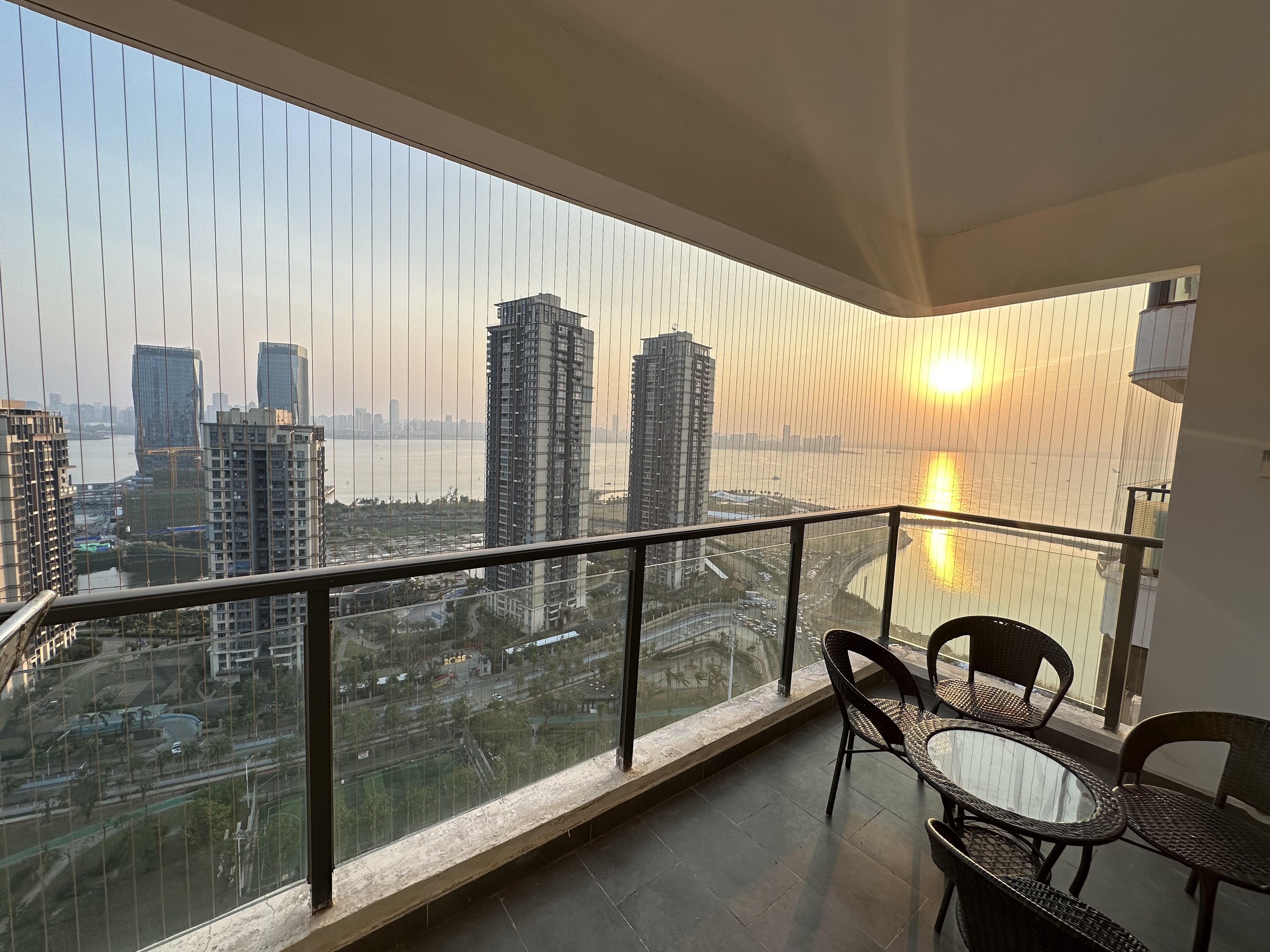 恒大美丽沙天璟湾 4室2厅2卫 5500.0元/月 恒大美丽沙天璟湾 4室2厅2卫 5500.0元/月室内图