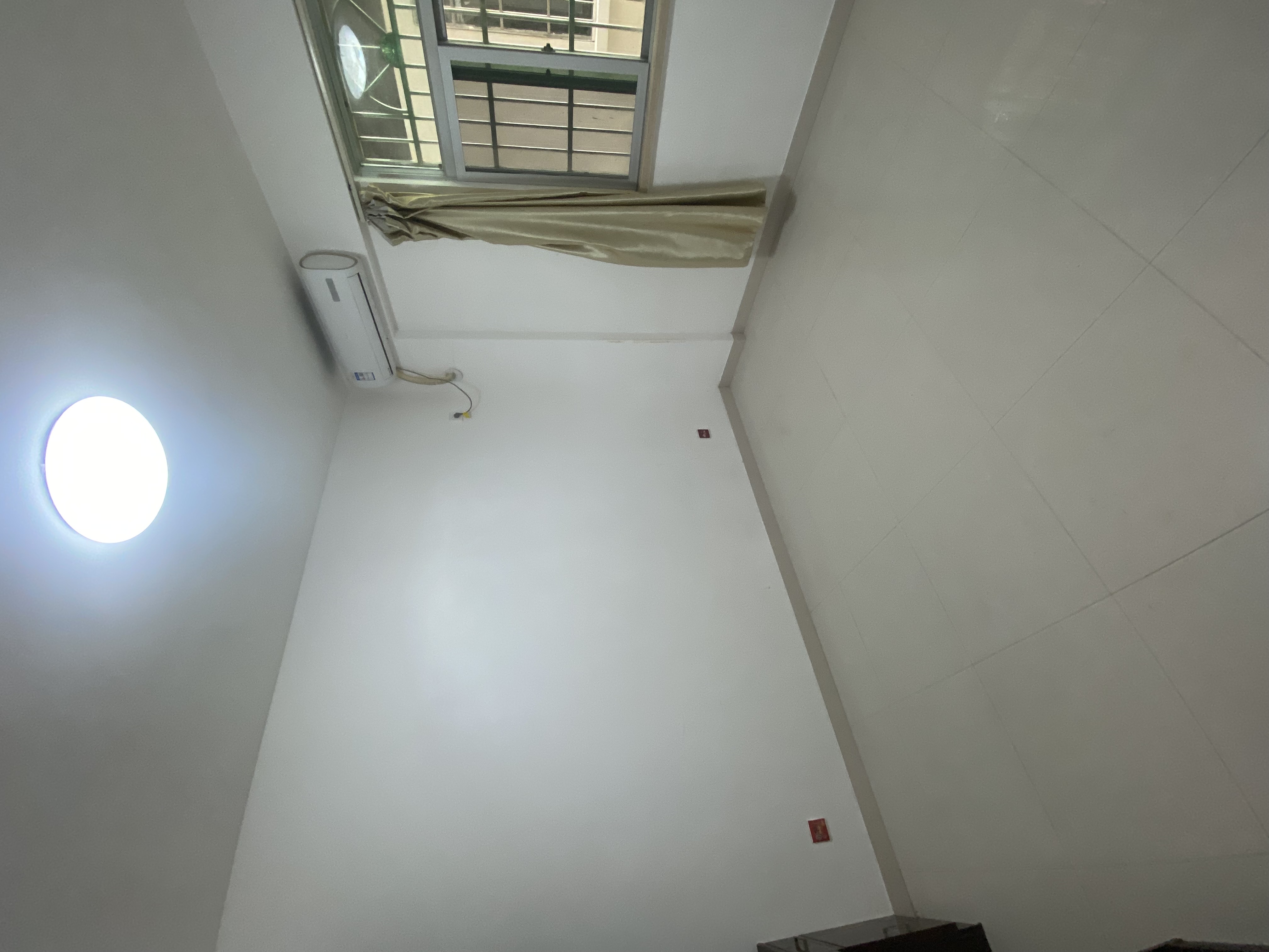 罗牛山花园  2室2厅1卫    113.0万 罗牛山花园  2室2厅1卫    113.0万室内图