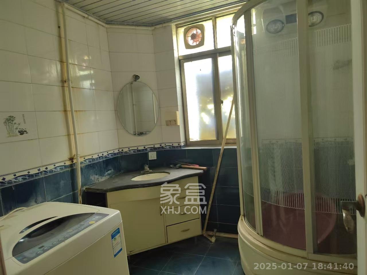 仁和家园 3室2厅1卫 1500.0元/月 仁和家园 3室2厅1卫 1500.0元/月室内图