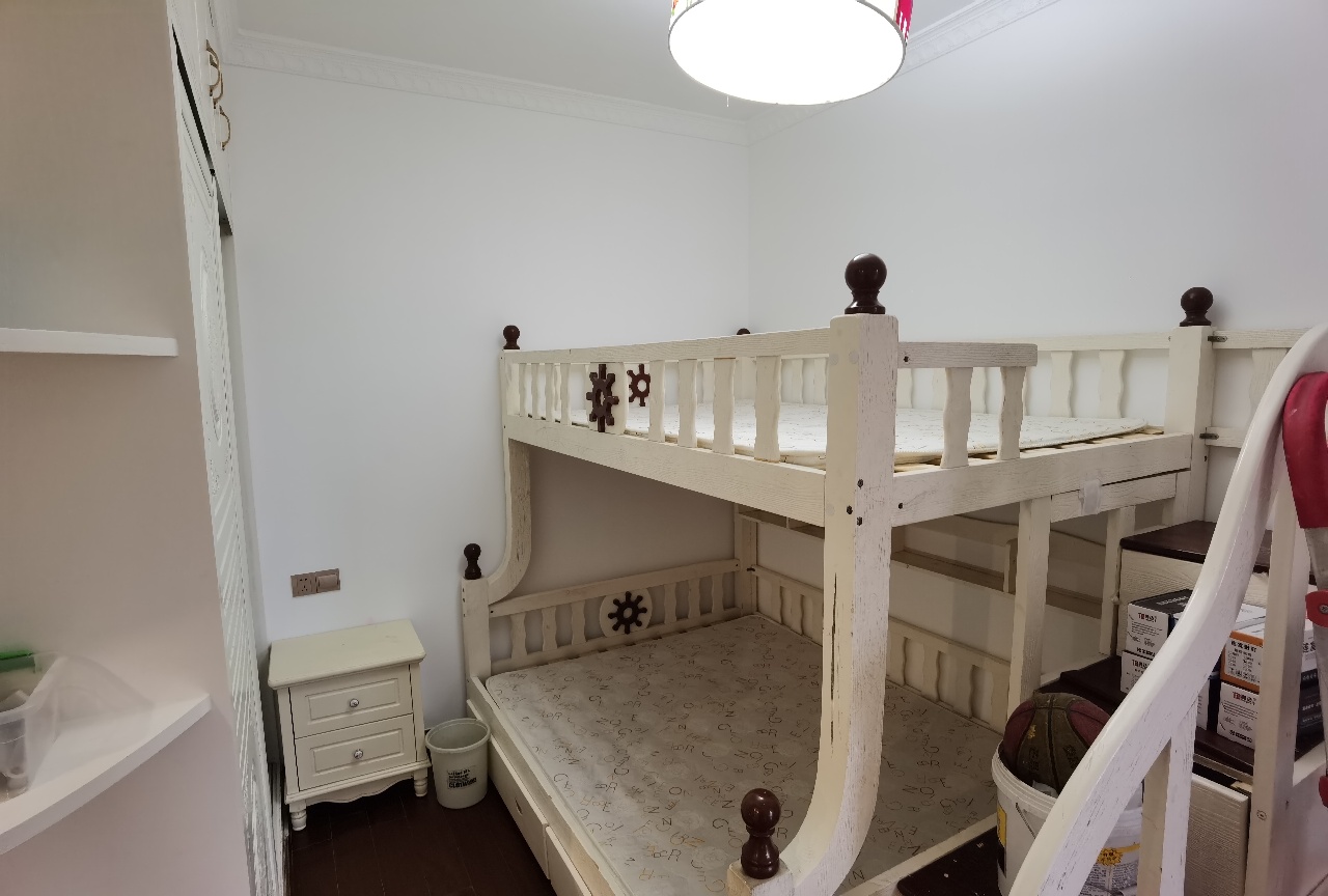 华剑首郡+五江珑悦 2室2厅1卫 49.8万 华剑首郡+五江珑悦 2室2厅1卫 49.8万客厅