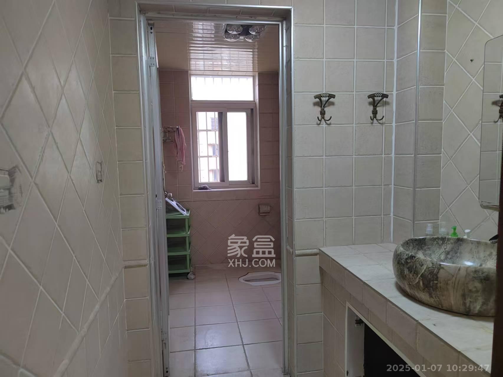 海利科院佳园 4室2厅2卫 3000.0元/月 海利科院佳园 4室2厅2卫 3000.0元/月室内图