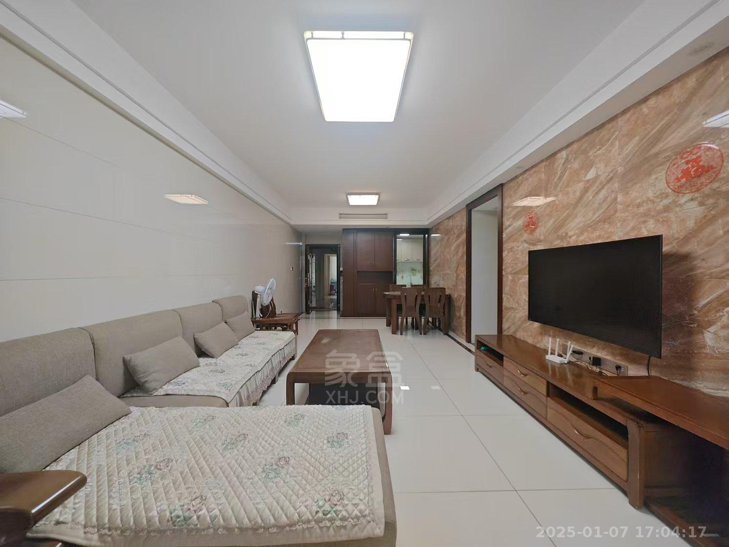 奥园广场 3室2厅1卫 2200.0元/月 奥园广场 3室2厅1卫 2200.0元/月户型图