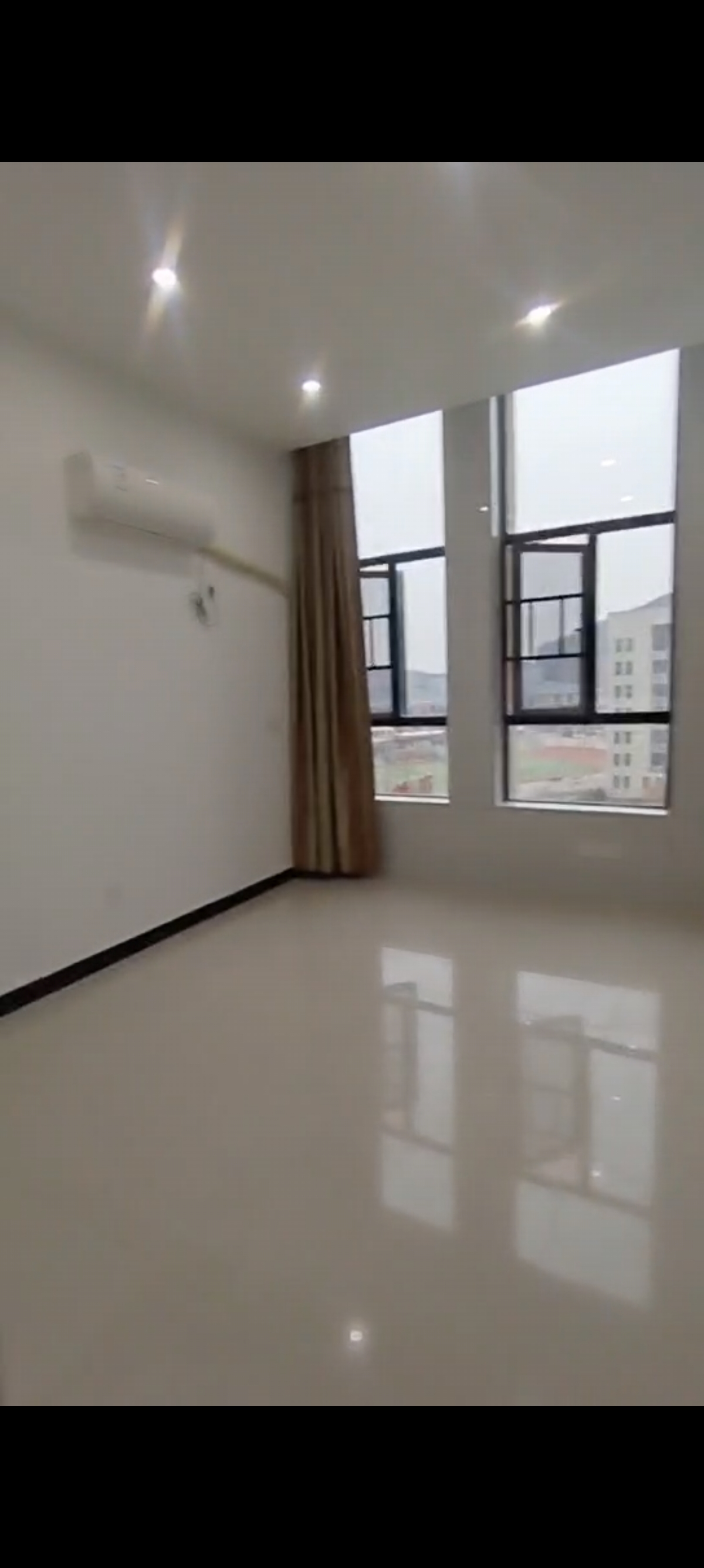 百弘学府城 1室0厅0卫 1100.0元/月 百弘学府城 1室0厅0卫 1100.0元/月室内图