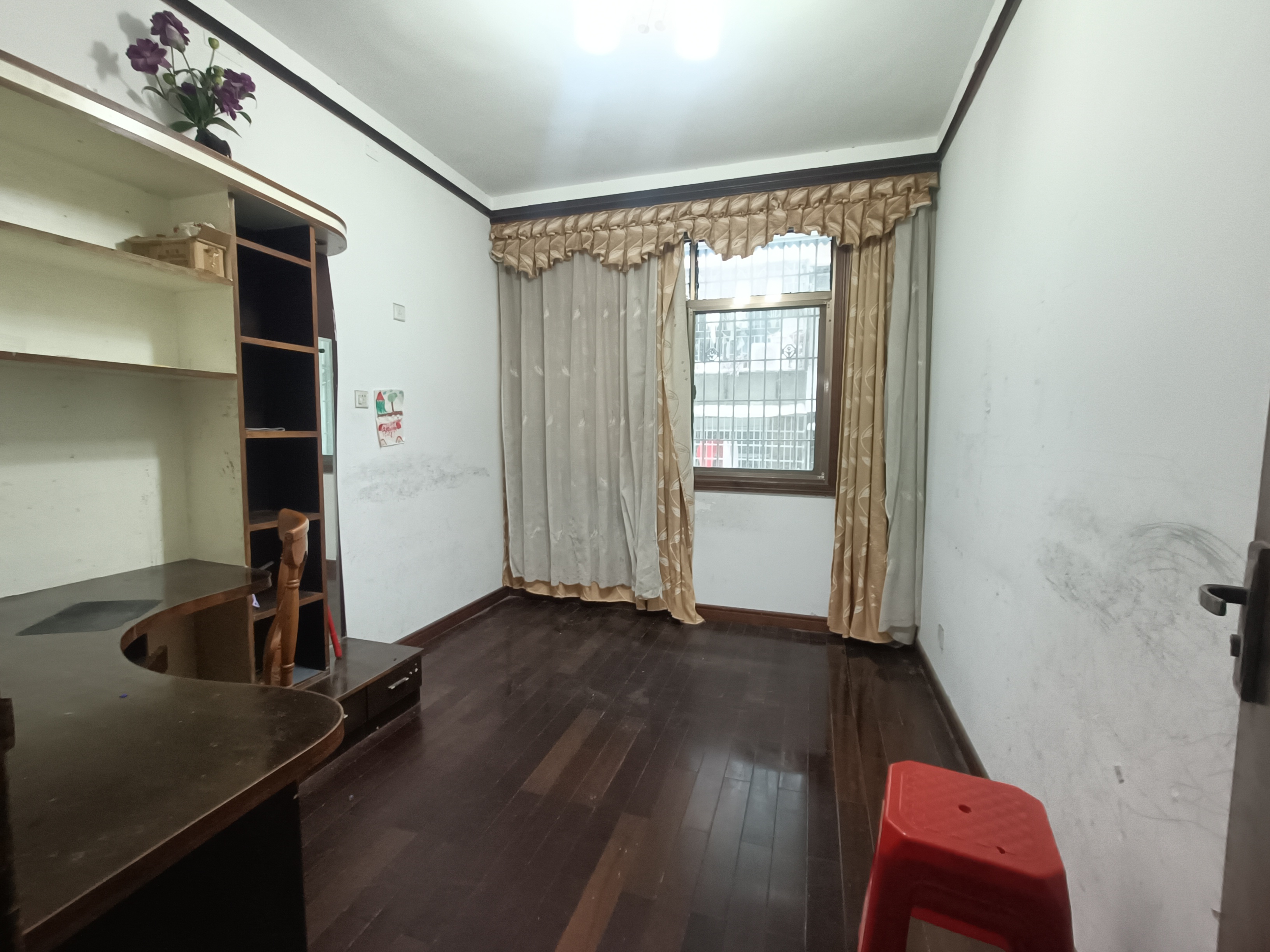 乐花家园  3室2厅1卫    1100.0元/月室内图